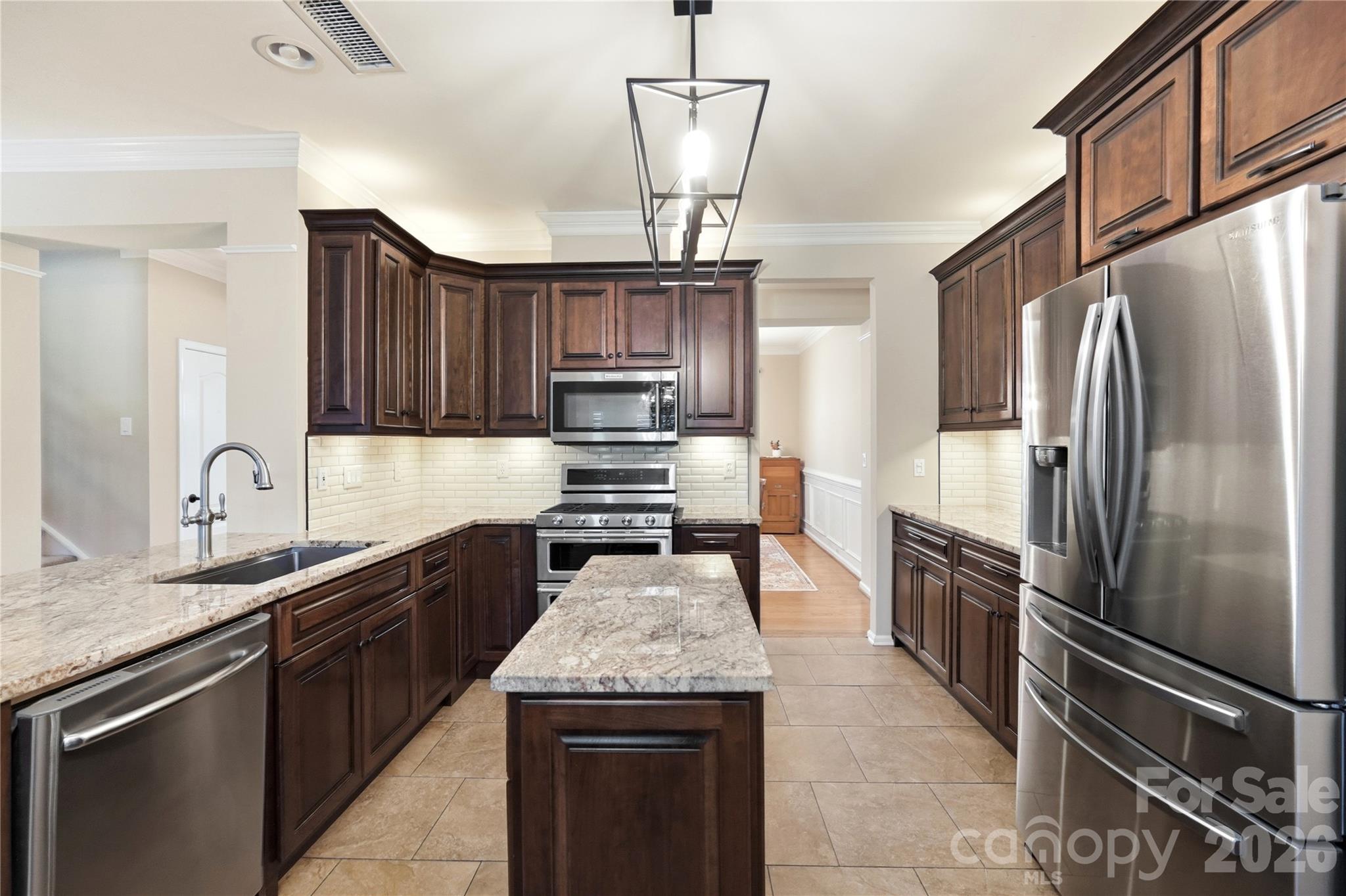 14720 Bridle Trace Lane — Pineville