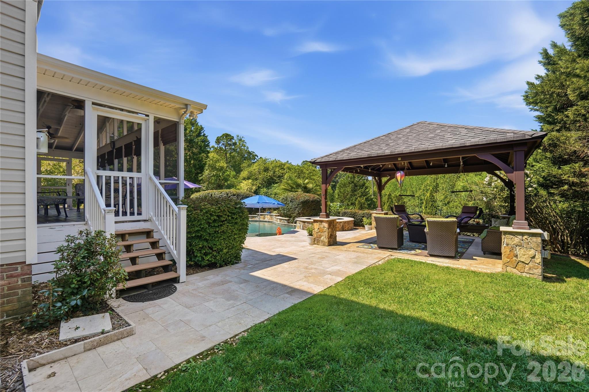 14720 Bridle Trace Lane — Pineville