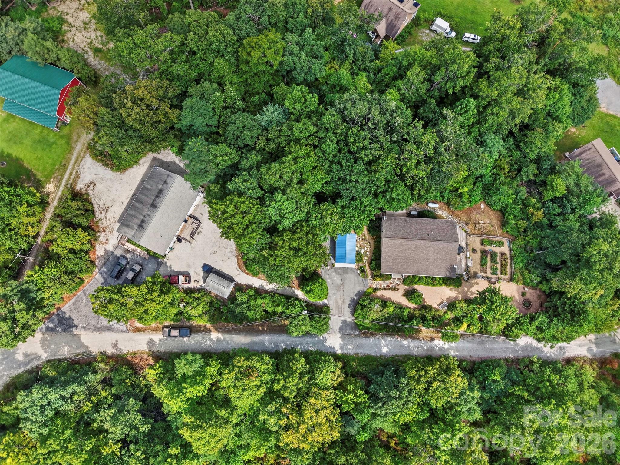50 Autumn View Drive — Hendersonville