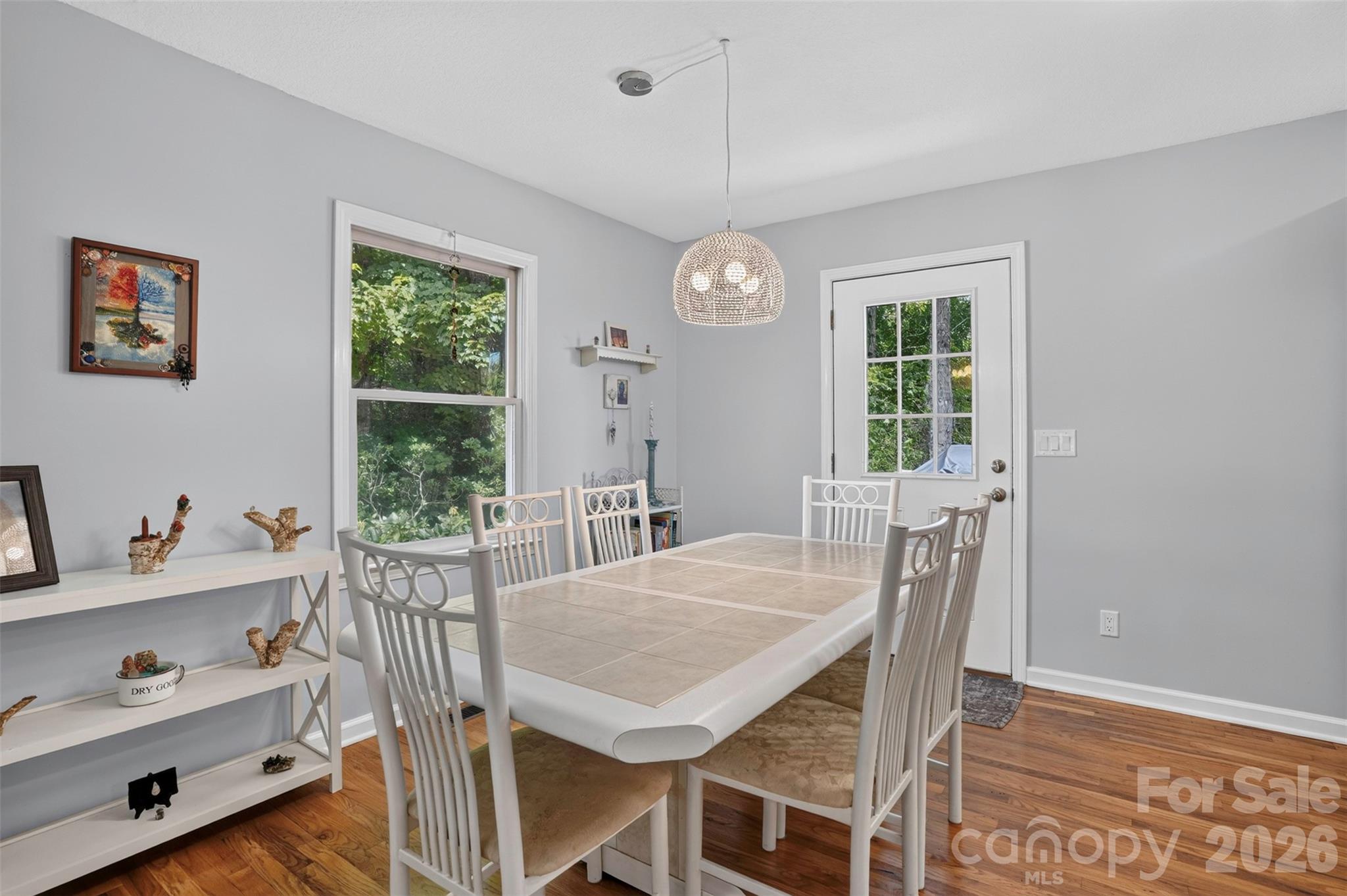 50 Autumn View Drive — Hendersonville