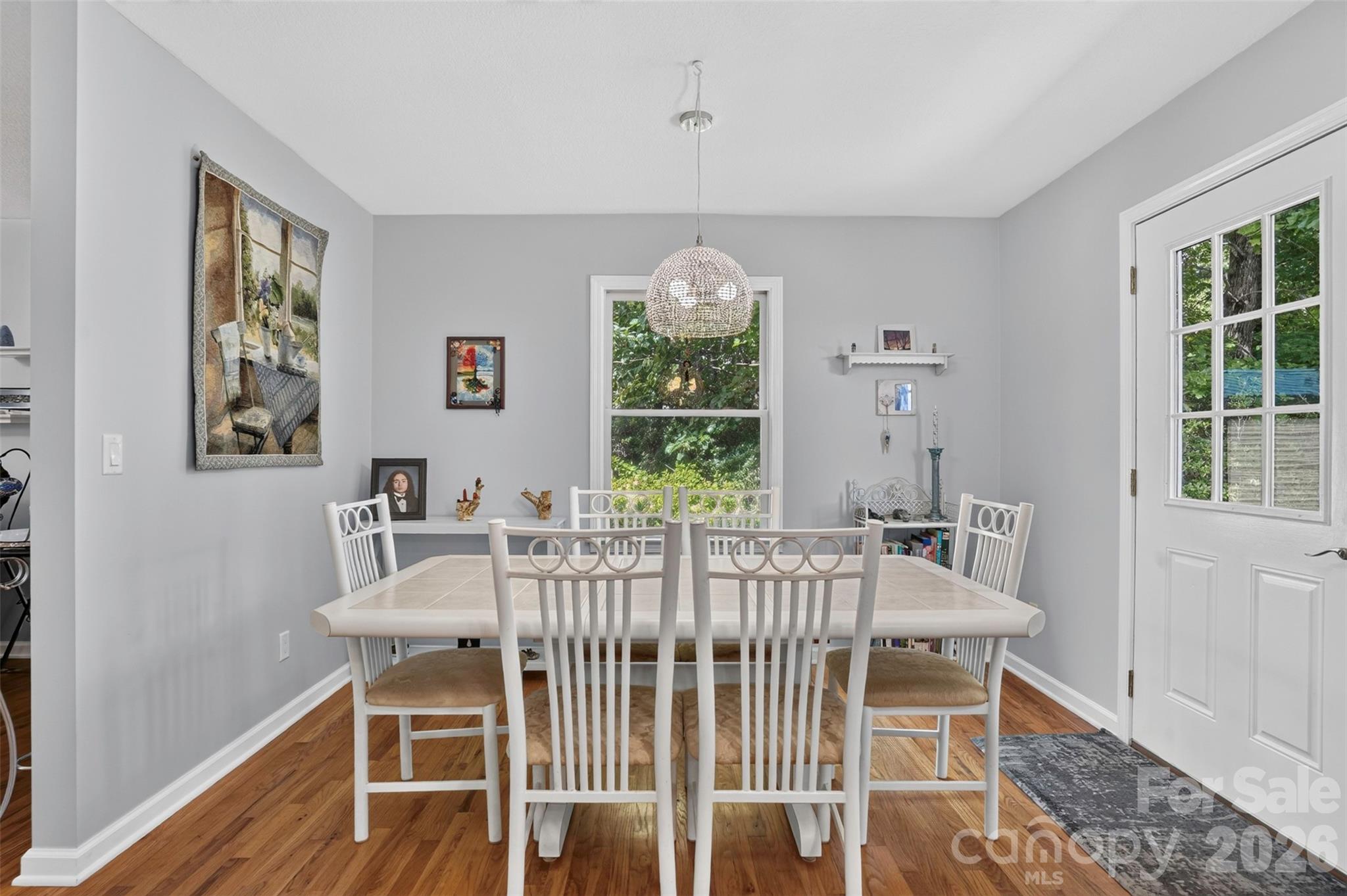 50 Autumn View Drive — Hendersonville