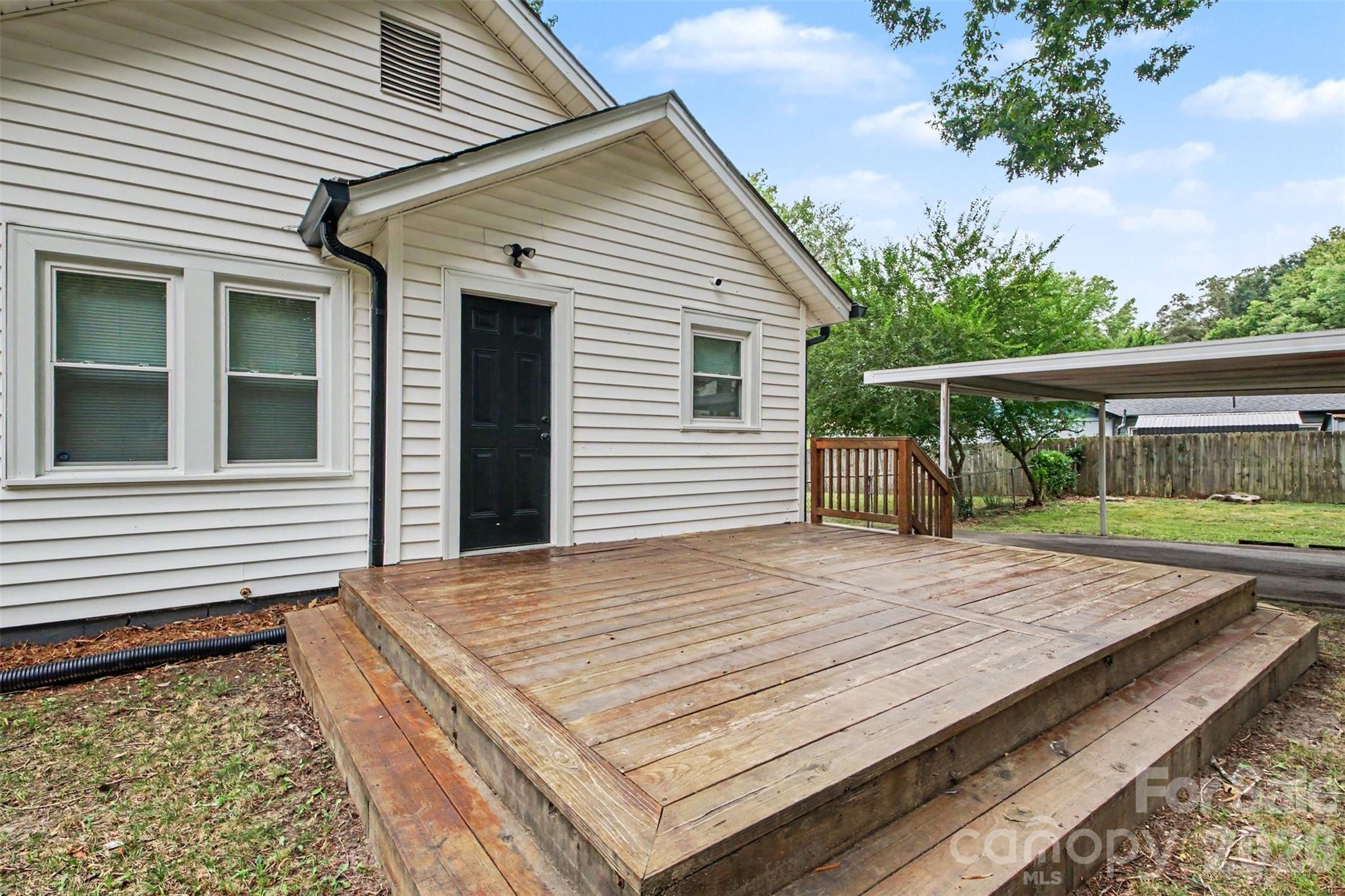 1521 Blackwood Street — Gastonia