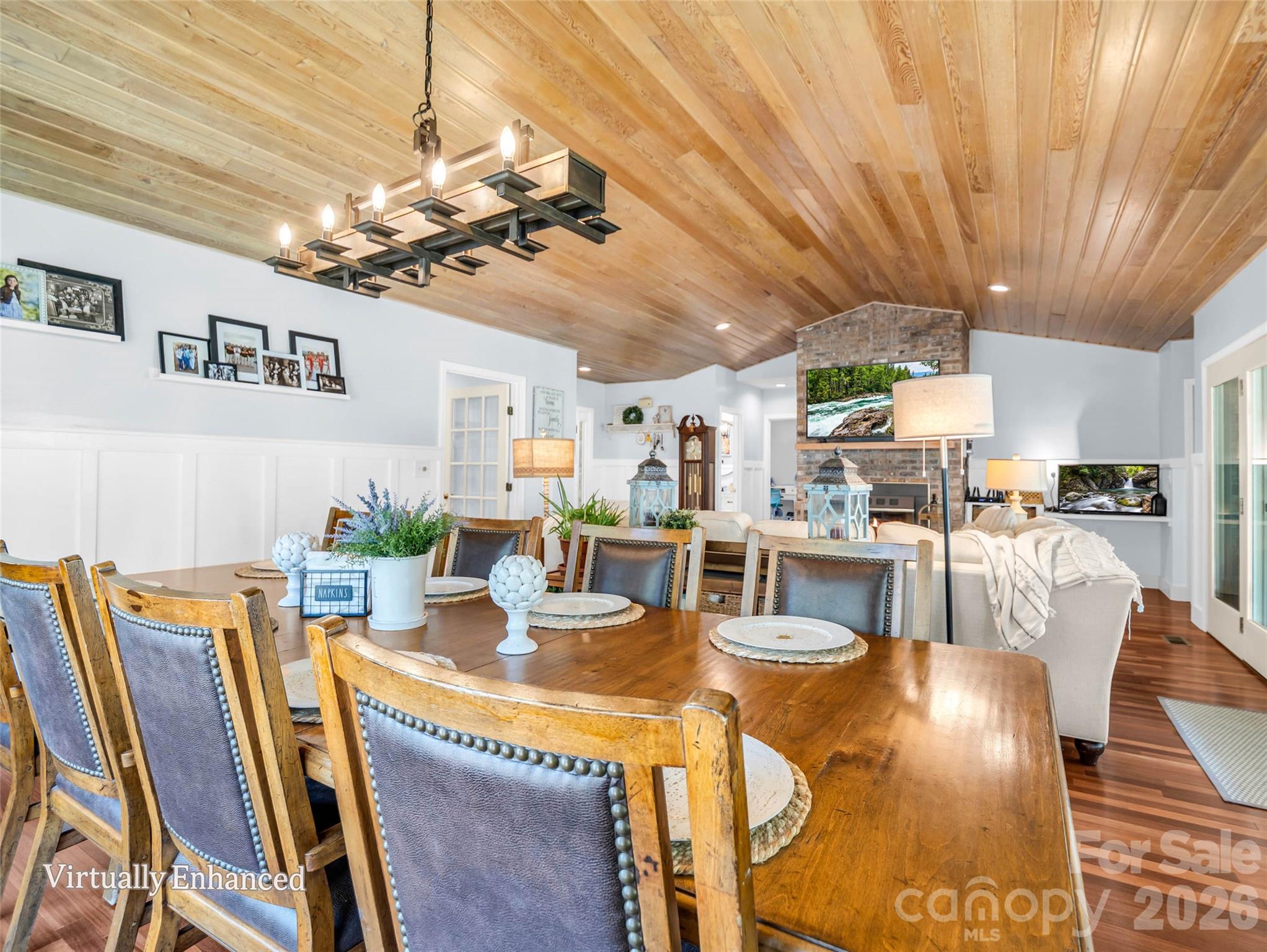2365 Rosemont Court — Hendersonville