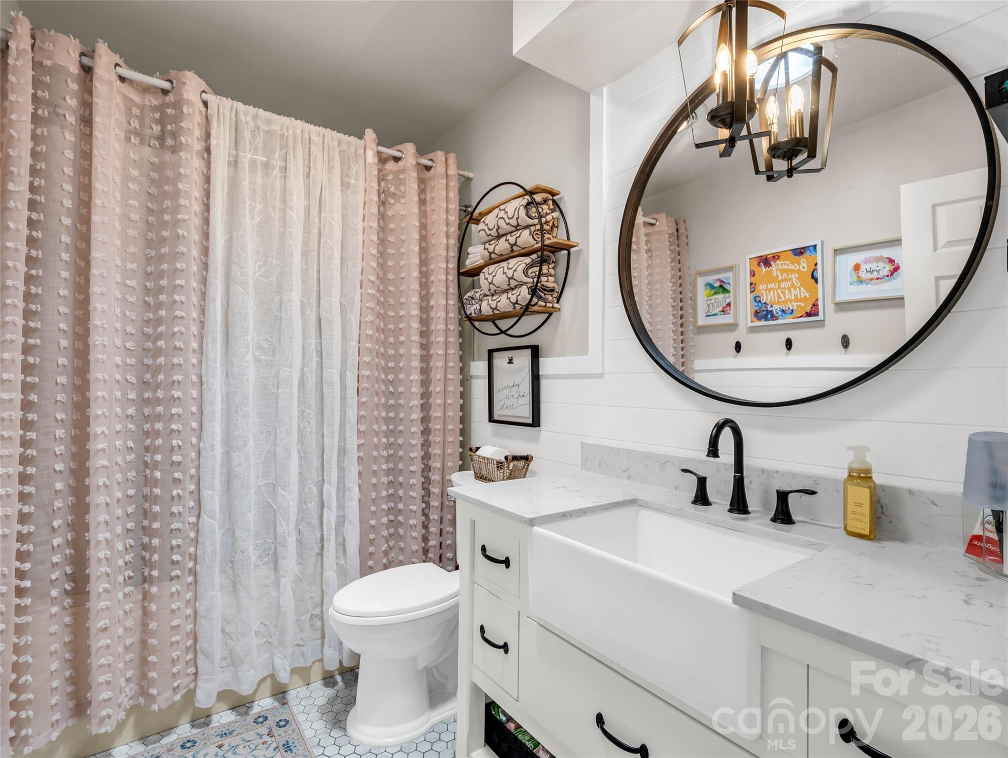 2365 Rosemont Court — Hendersonville