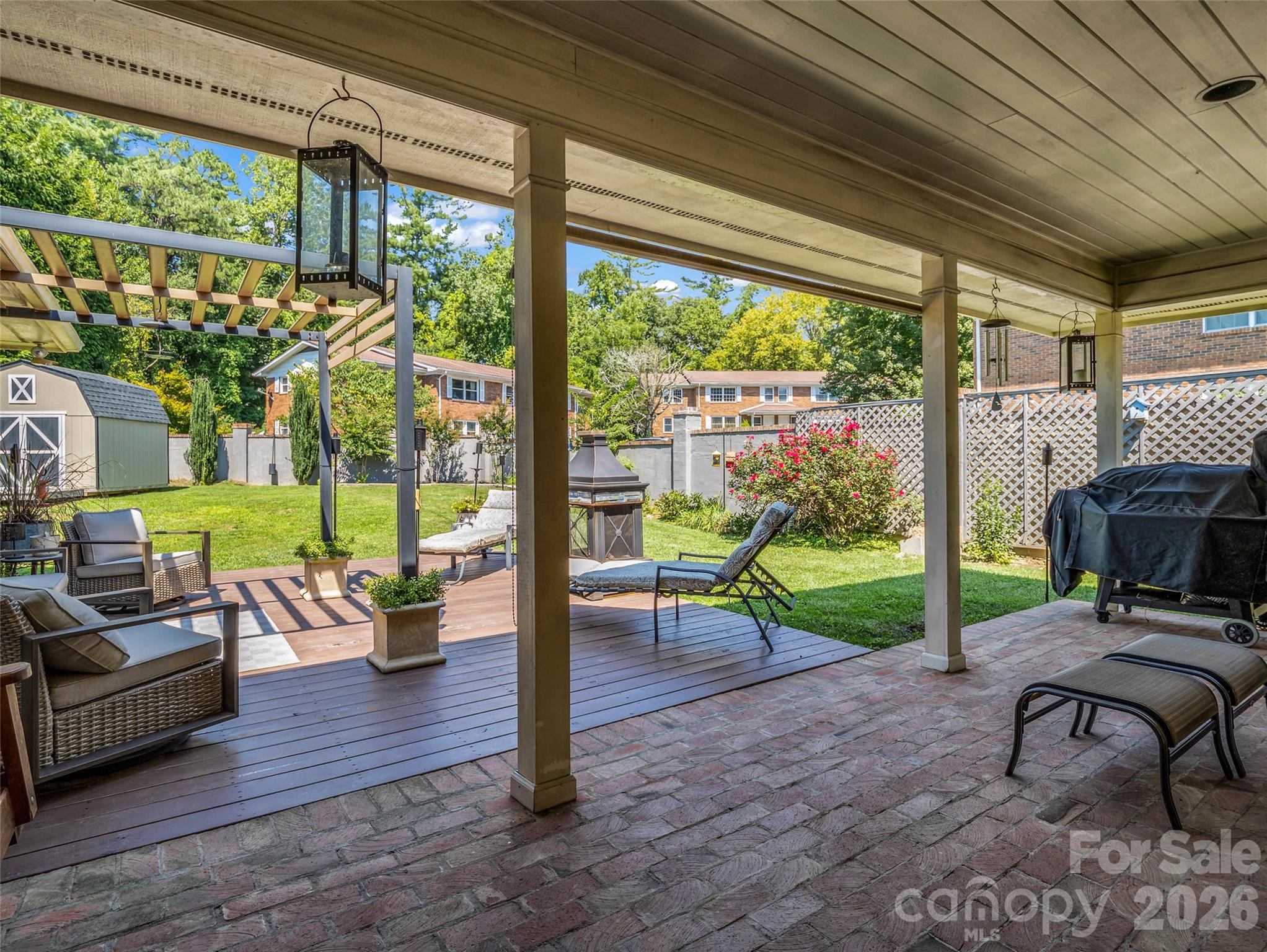 2365 Rosemont Court — Hendersonville