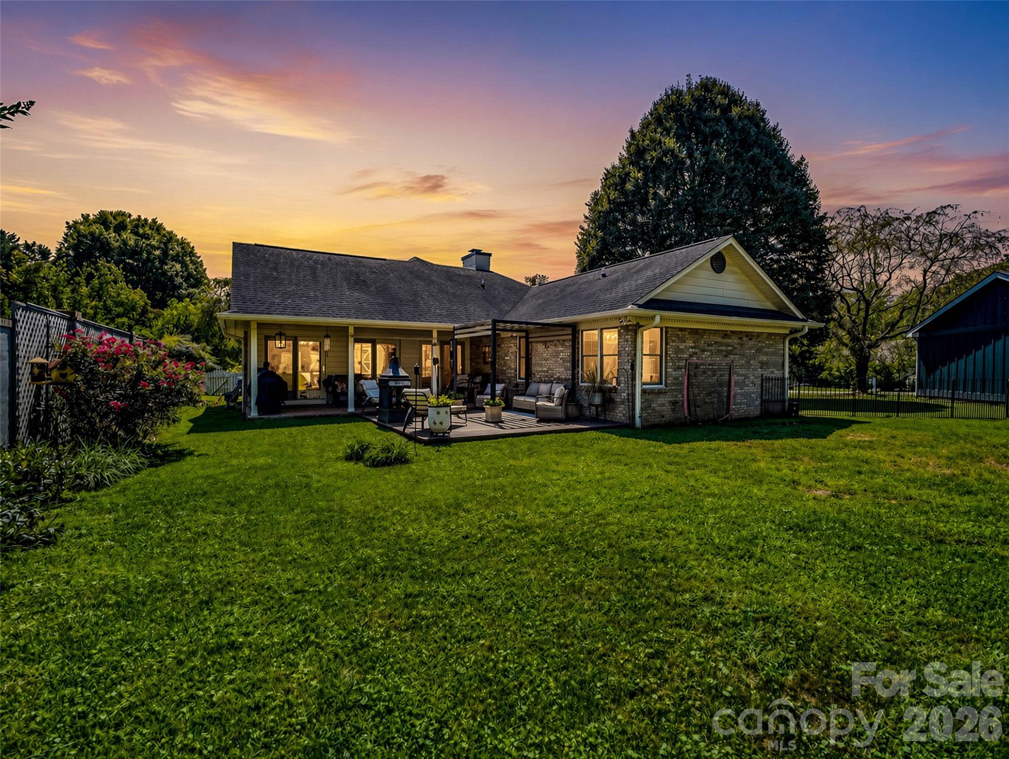2365 Rosemont Court — Hendersonville