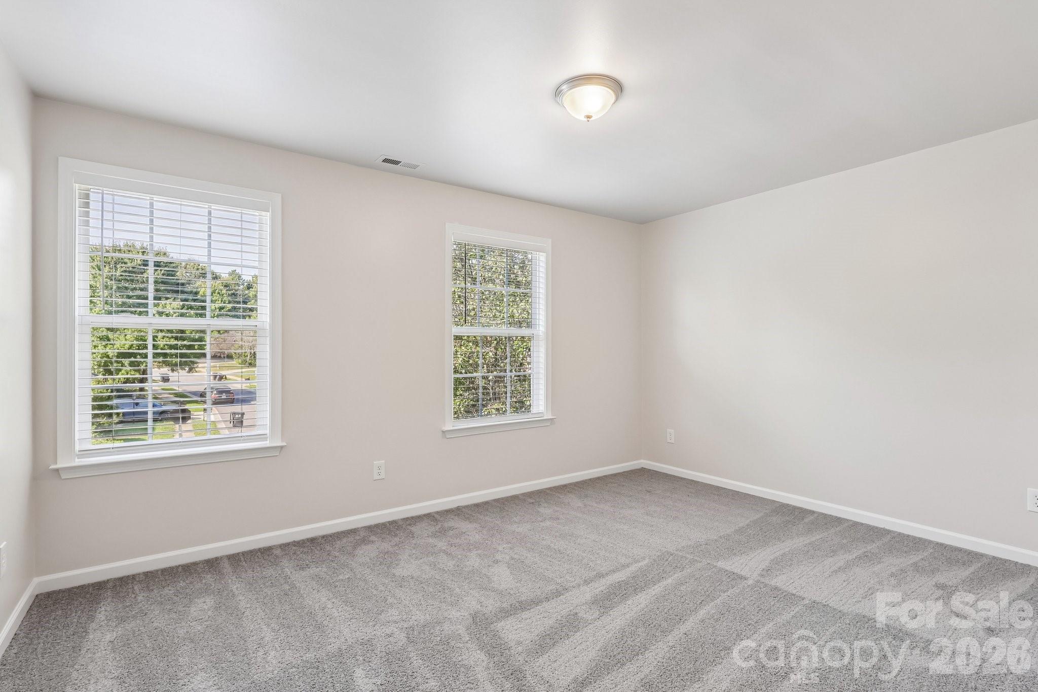 1915 Dundalk Road — Charlotte