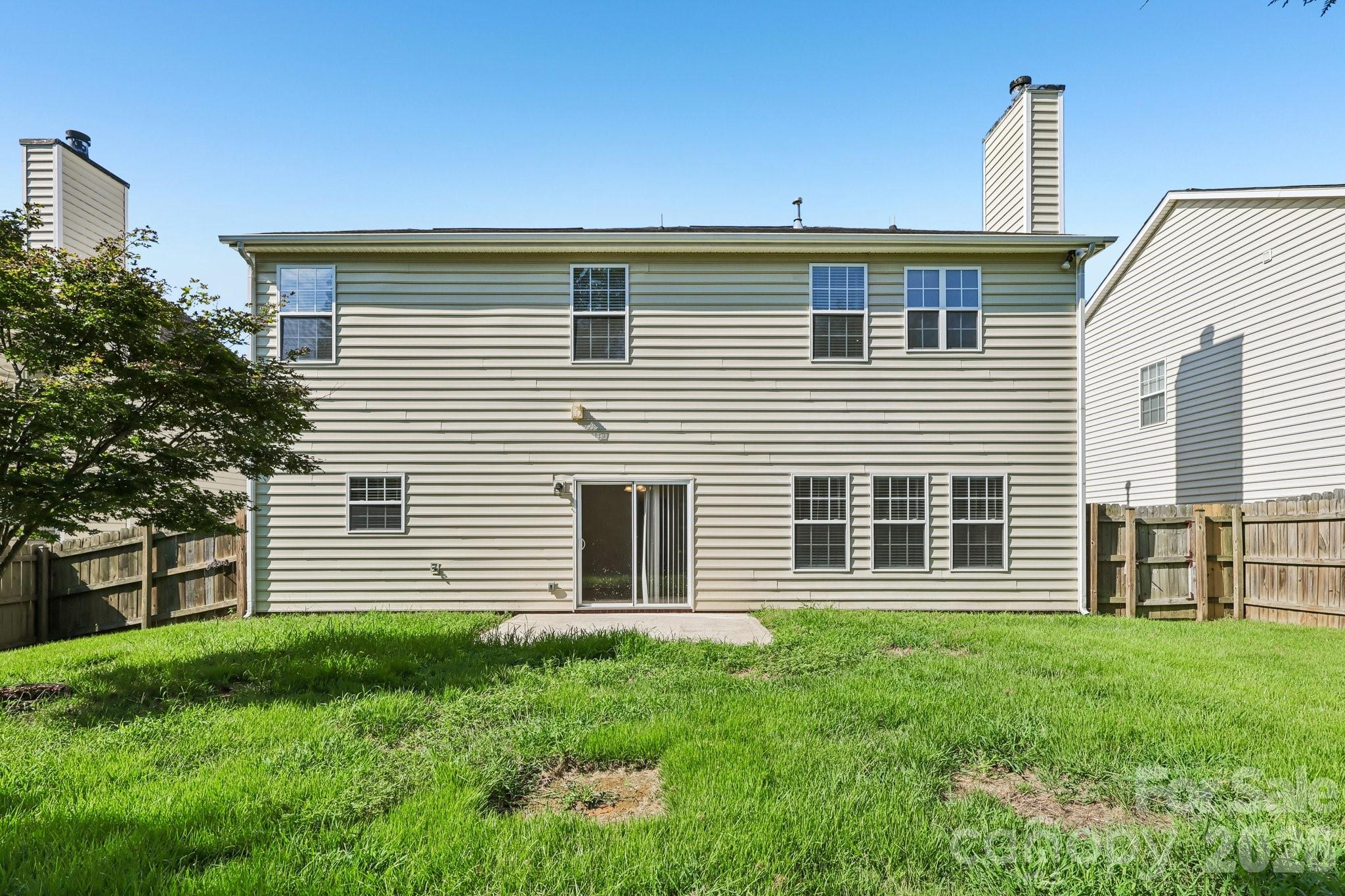 1915 Dundalk Road — Charlotte