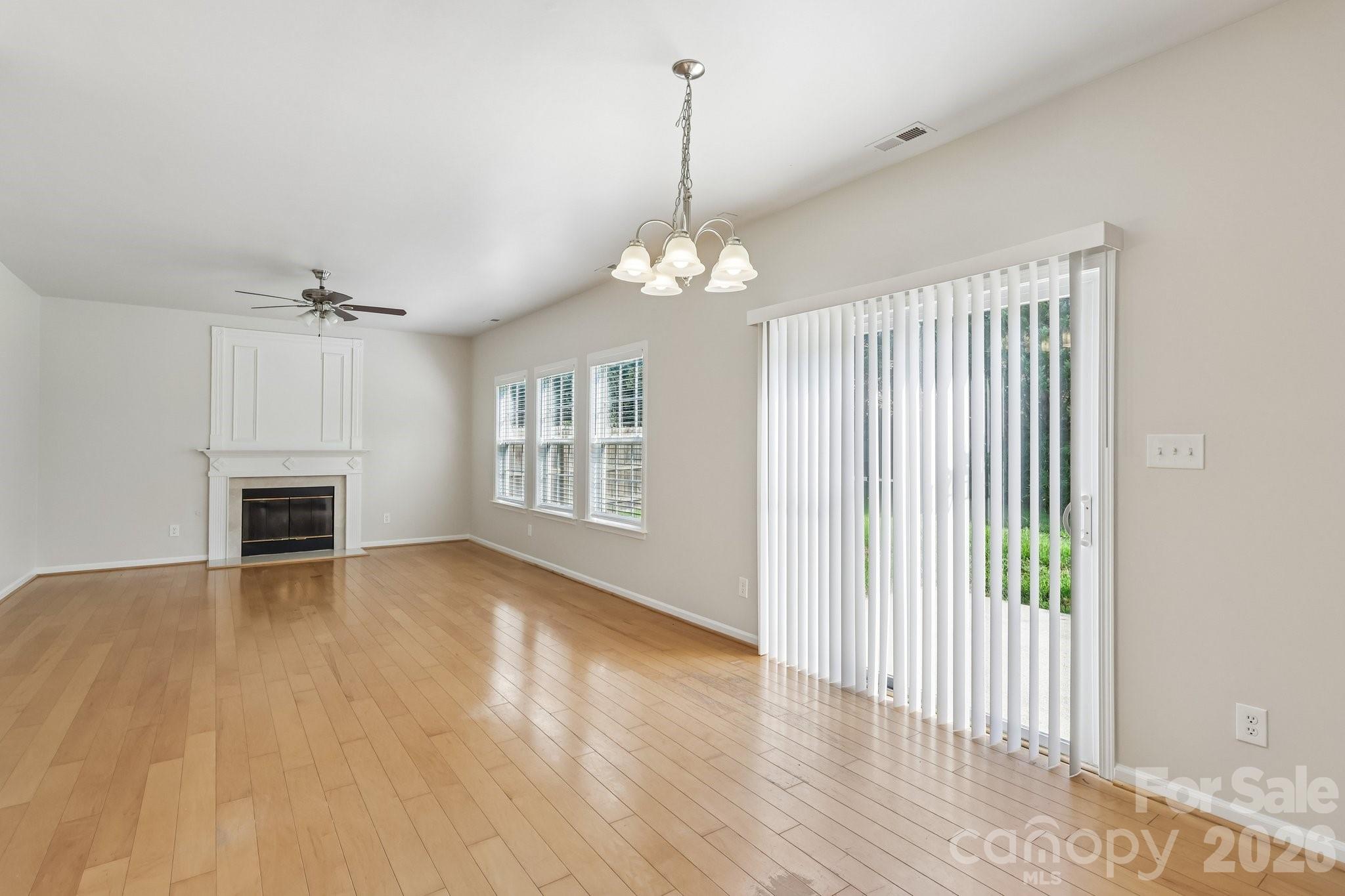 1915 Dundalk Road — Charlotte