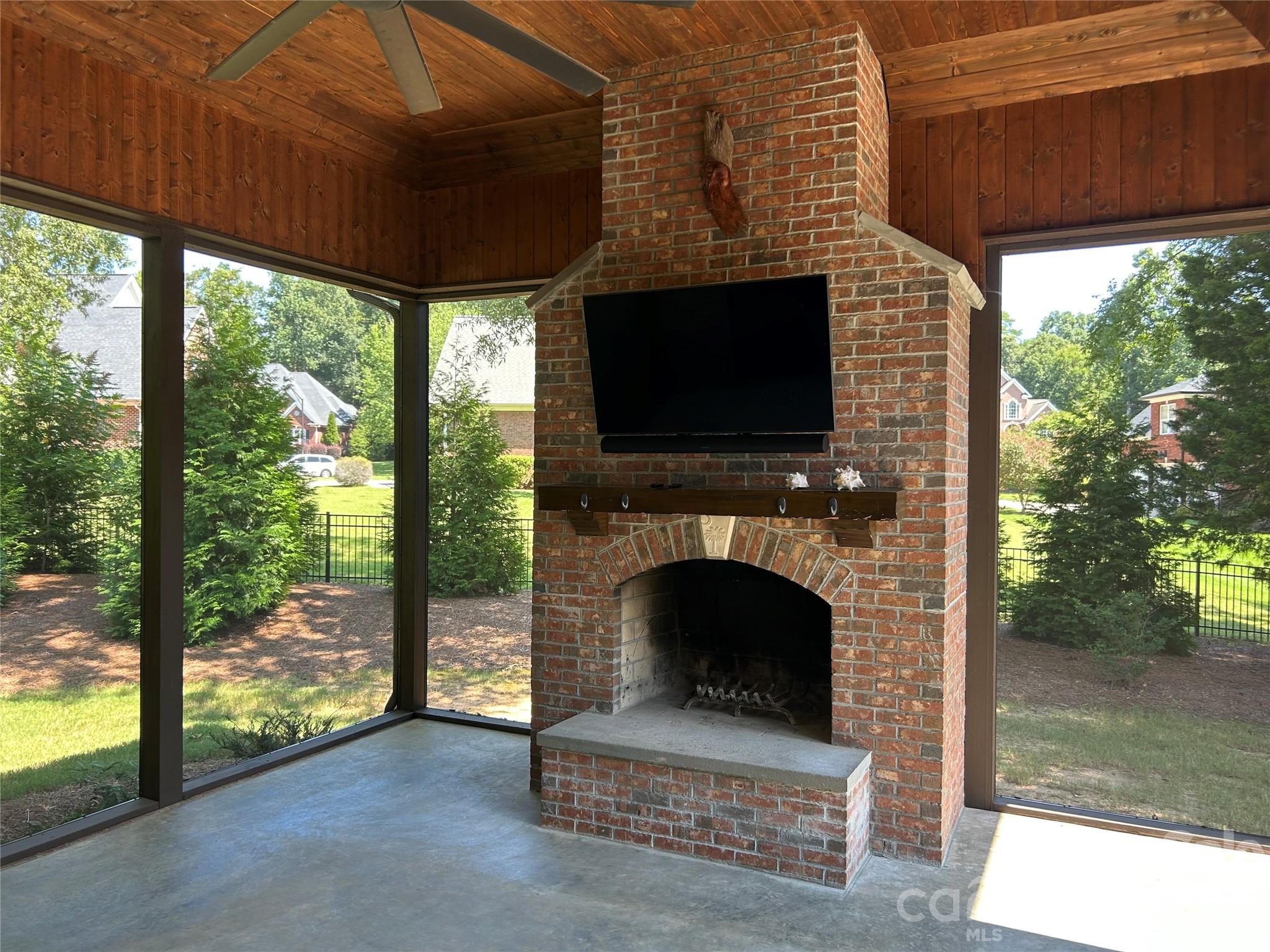 1686 Nestledown Court — Rock Hill