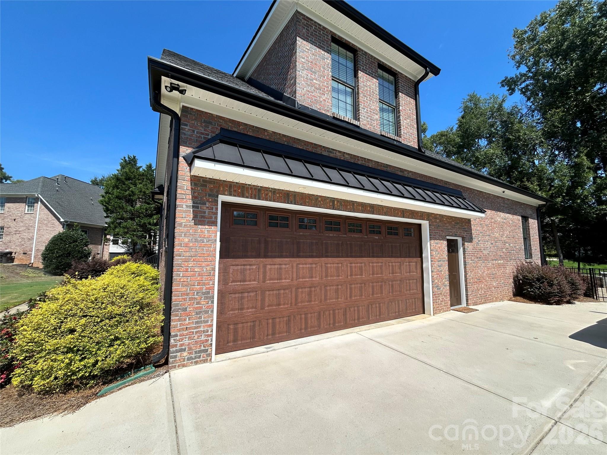 1686 Nestledown Court — Rock Hill