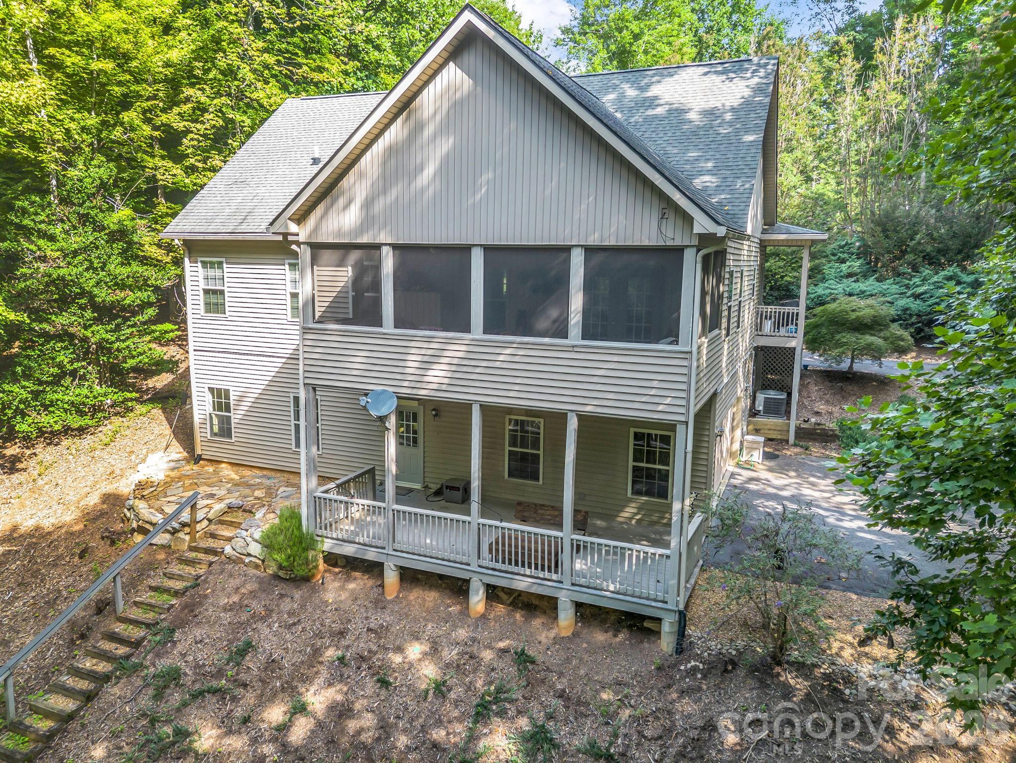 107 Wilkerson Court — Lake Lure