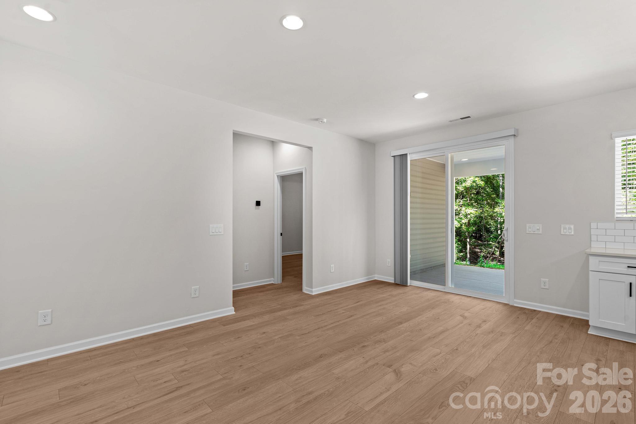 307 Sowers Ferry Road — Salisbury