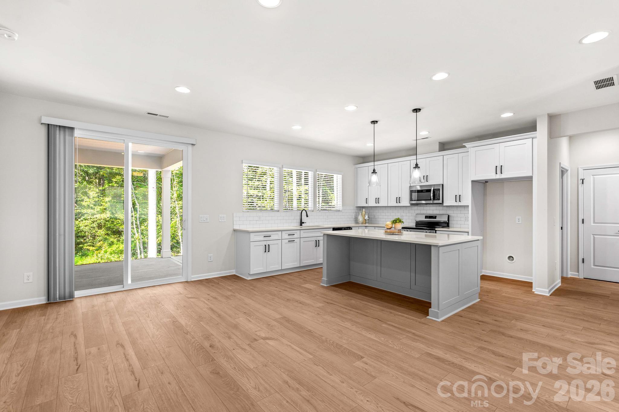 307 Sowers Ferry Road — Salisbury