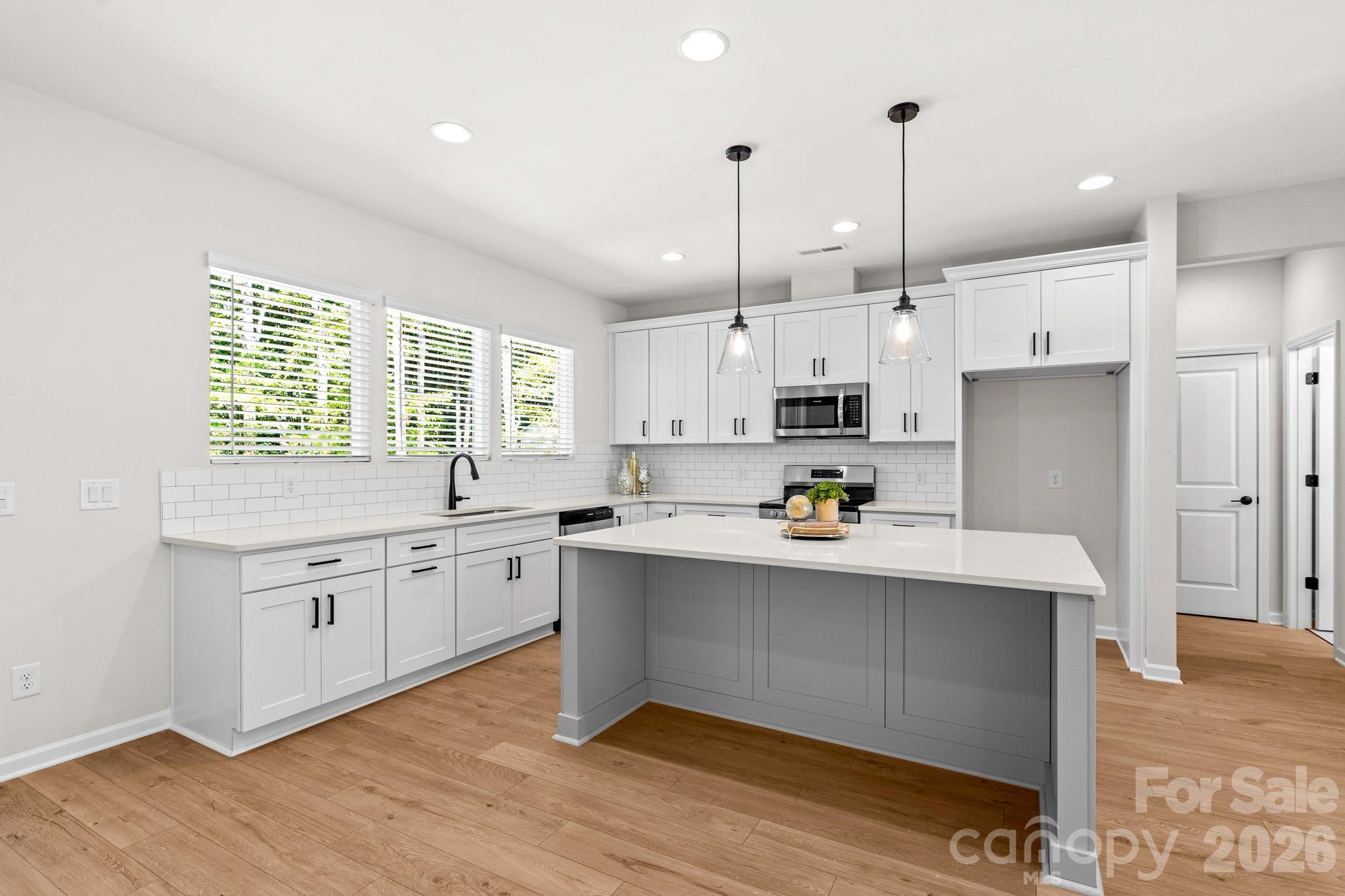 307 Sowers Ferry Road — Salisbury