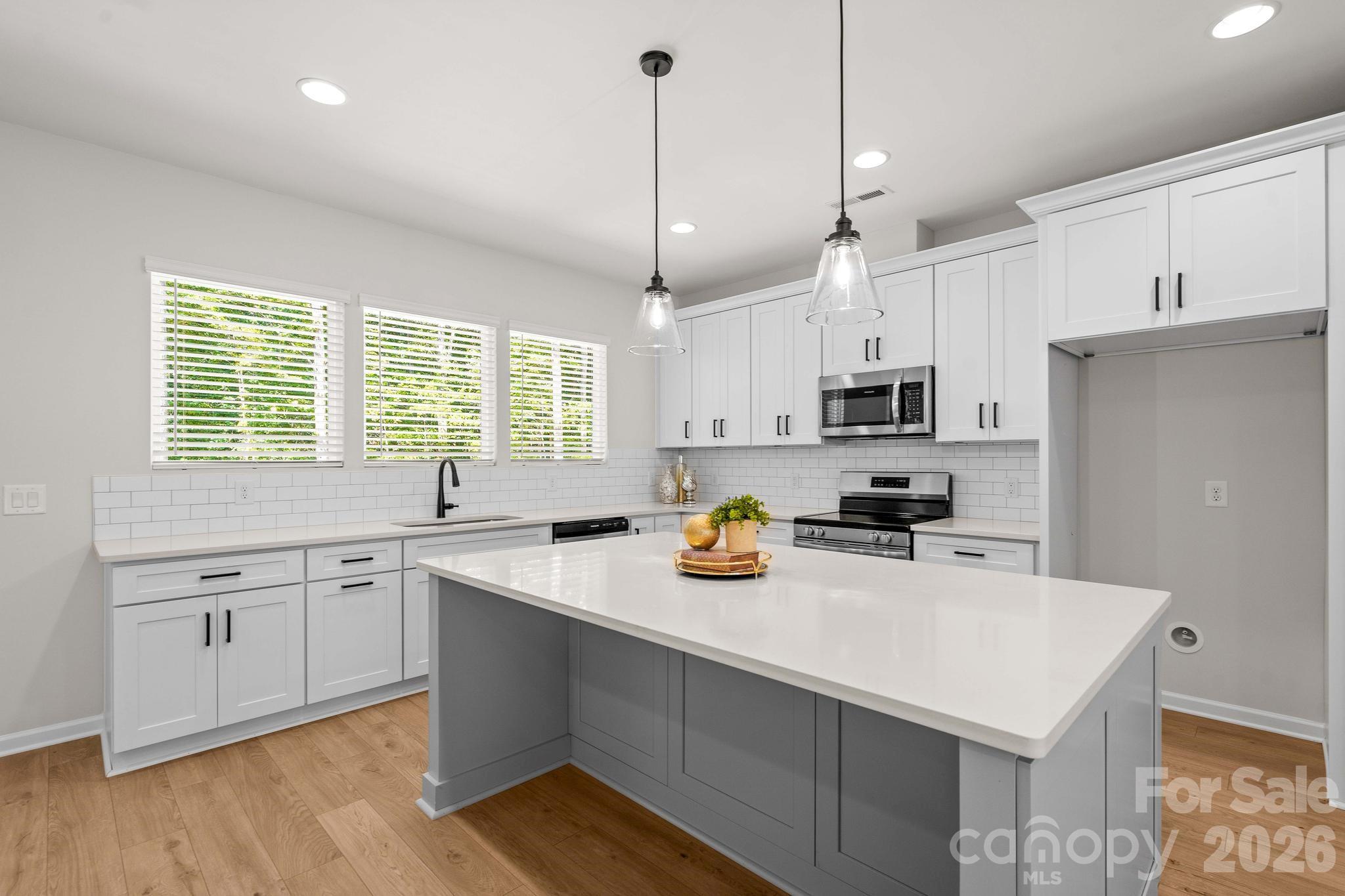 307 Sowers Ferry Road — Salisbury