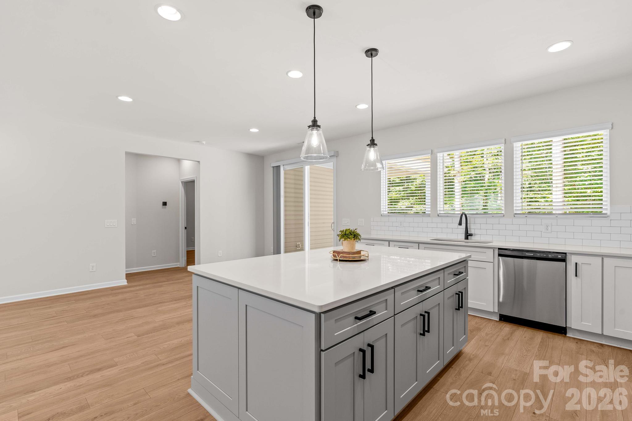 307 Sowers Ferry Road — Salisbury