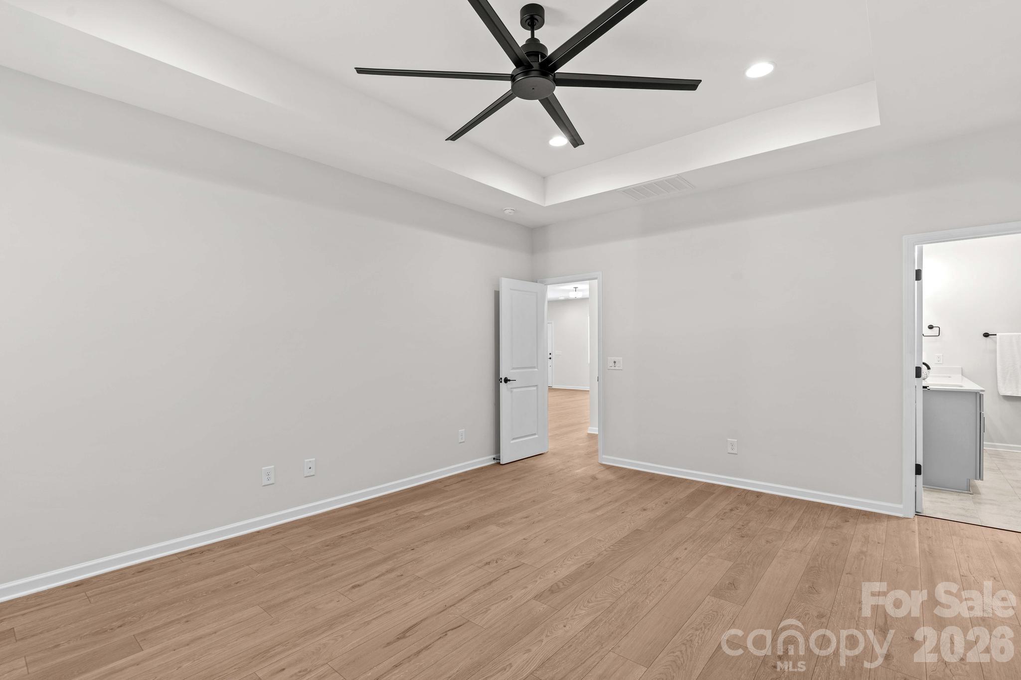 307 Sowers Ferry Road — Salisbury