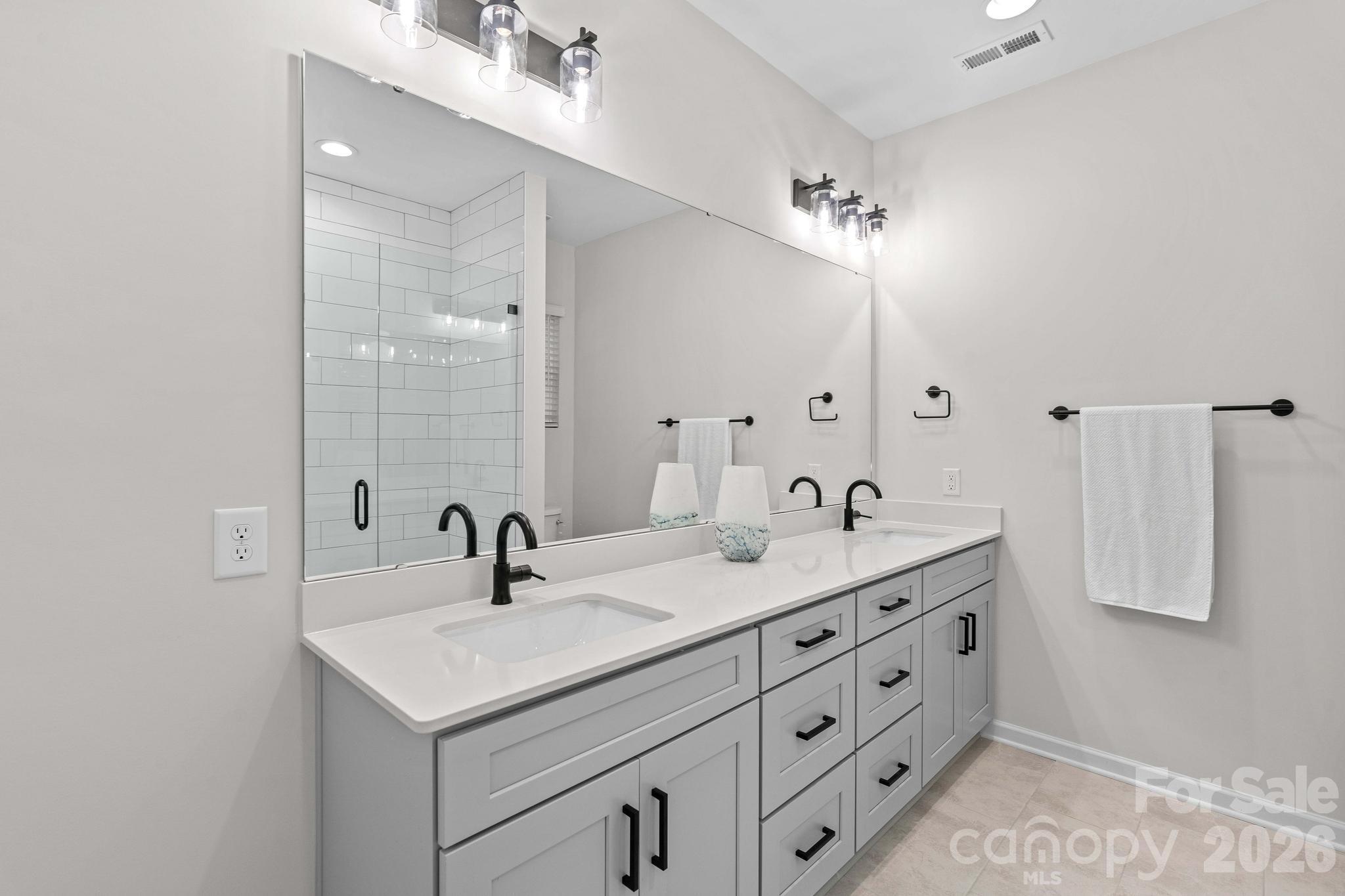 307 Sowers Ferry Road — Salisbury