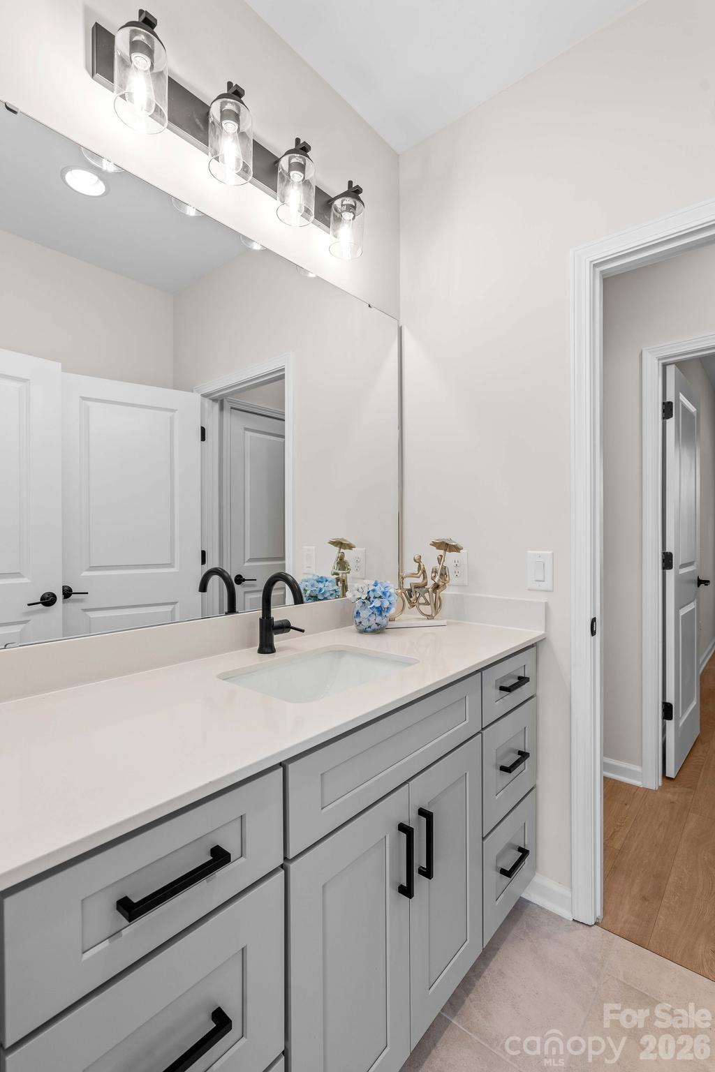 307 Sowers Ferry Road — Salisbury