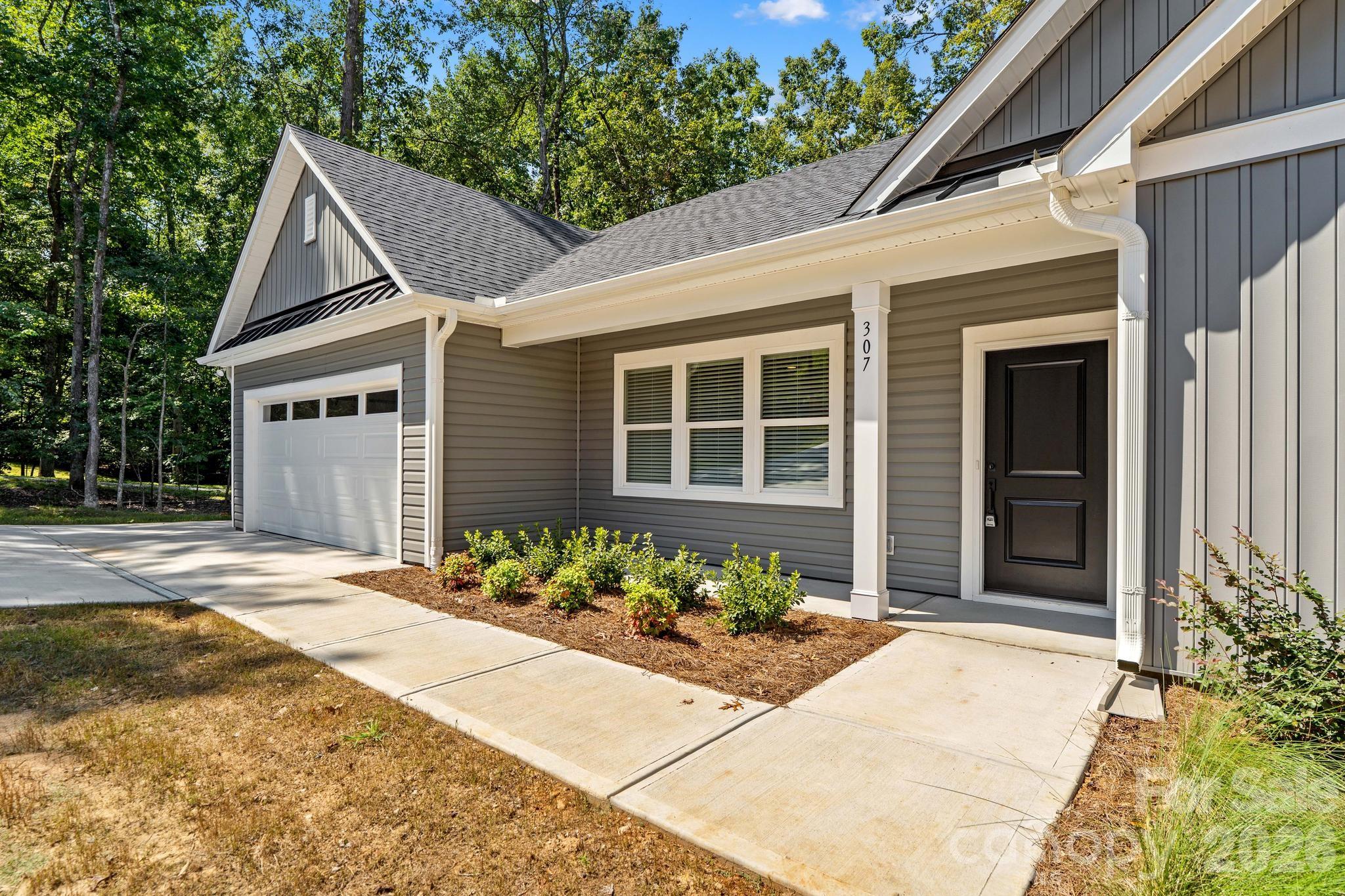 307 Sowers Ferry Road — Salisbury