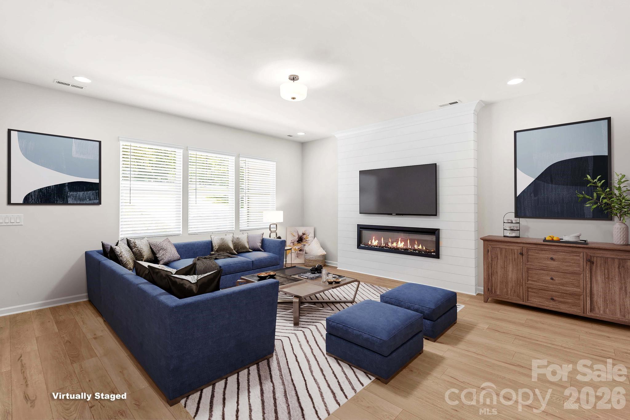 307 Sowers Ferry Road — Salisbury