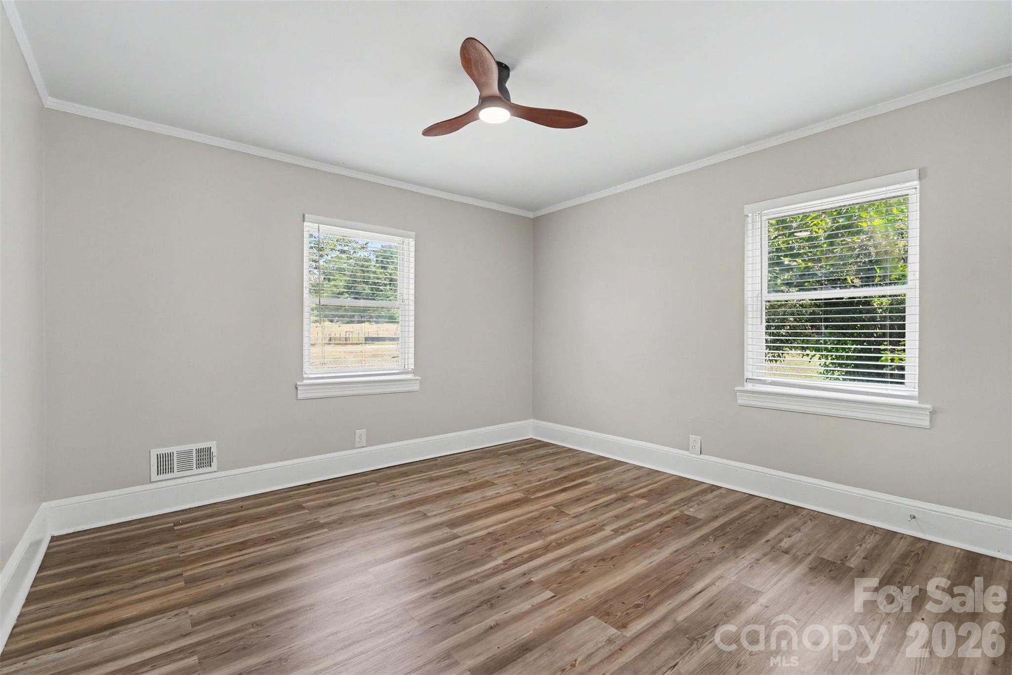 2728 Arnold Drive — Charlotte