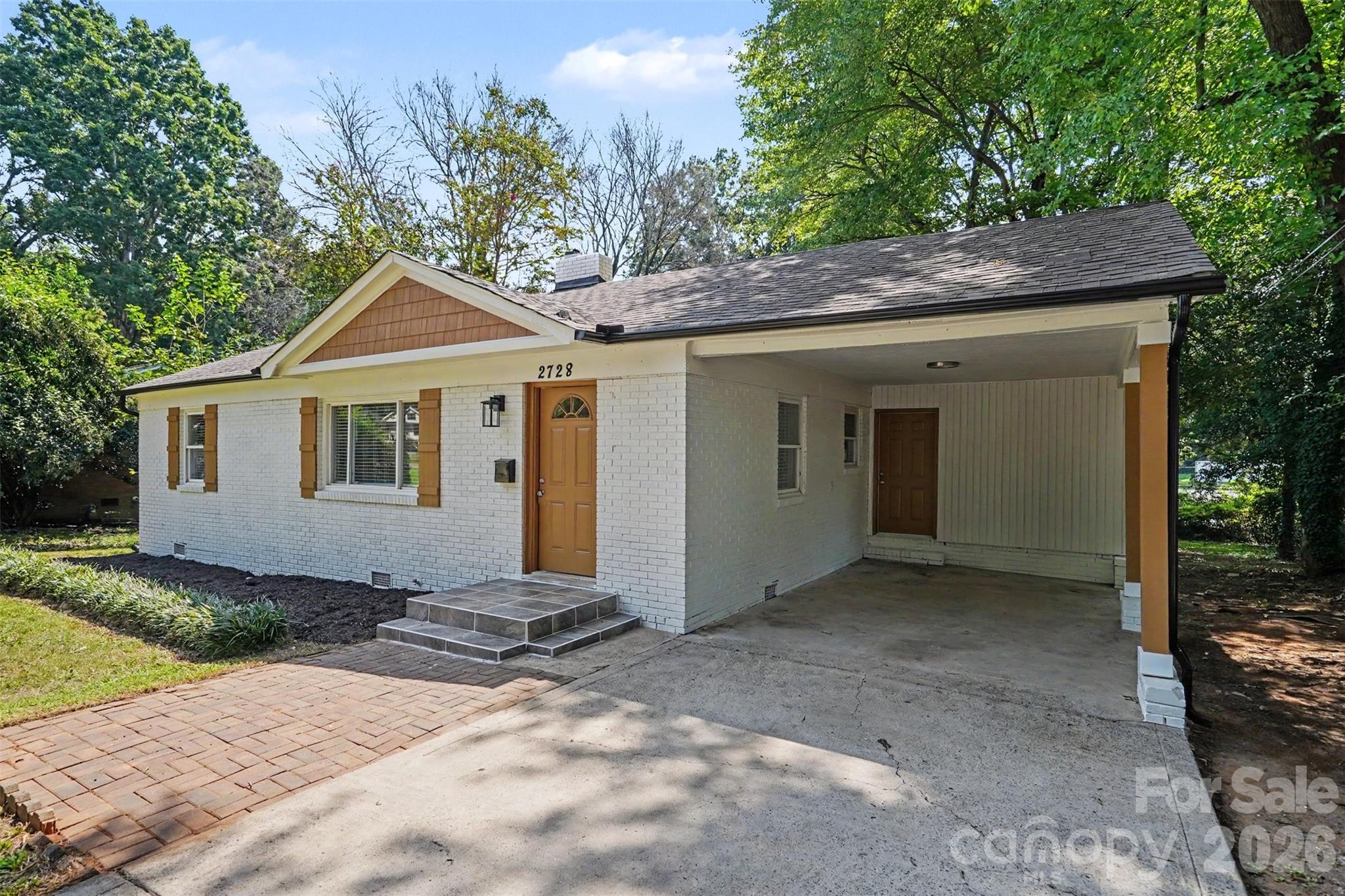 2728 Arnold Drive — Charlotte