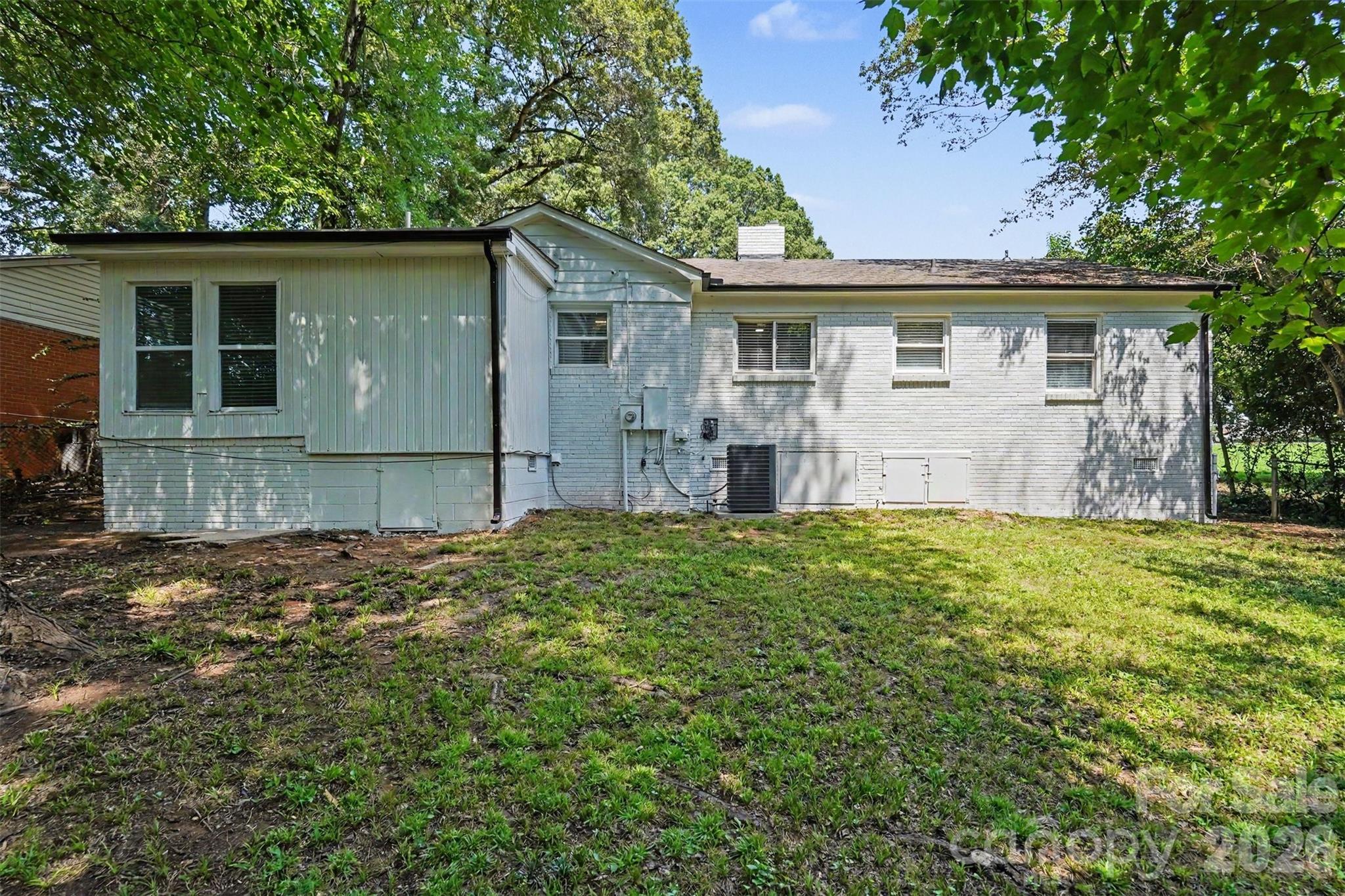 2728 Arnold Drive — Charlotte