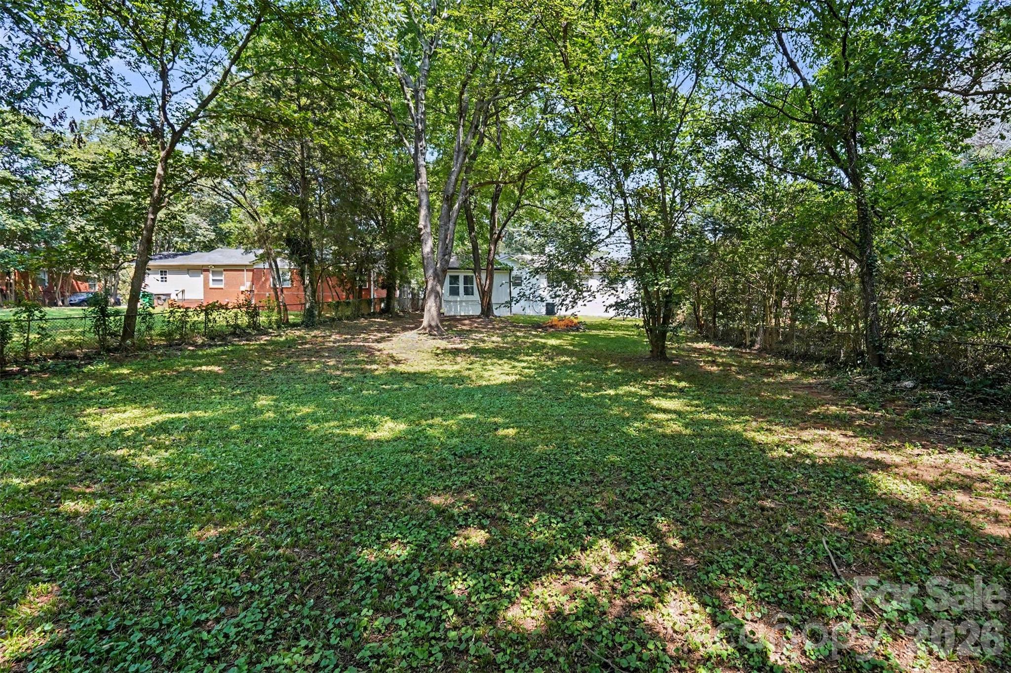 2728 Arnold Drive — Charlotte
