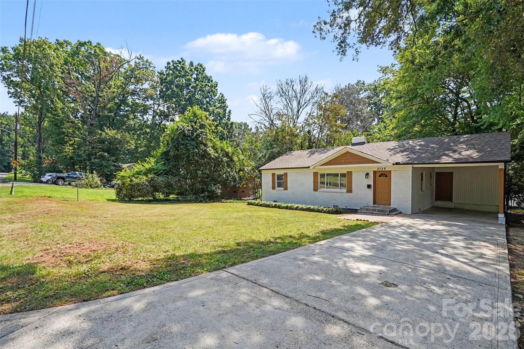 2728 Arnold Drive — Charlotte