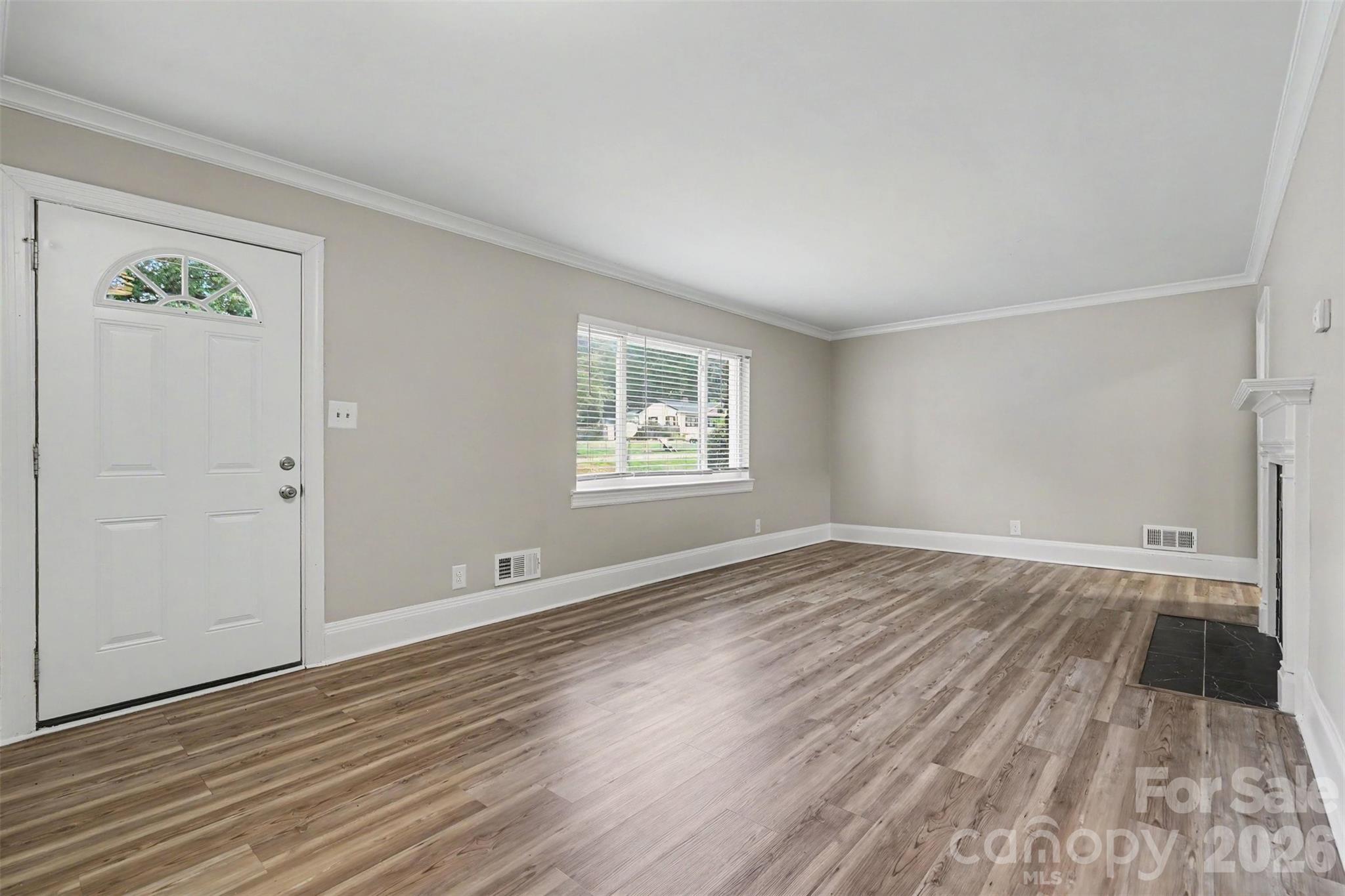 2728 Arnold Drive — Charlotte