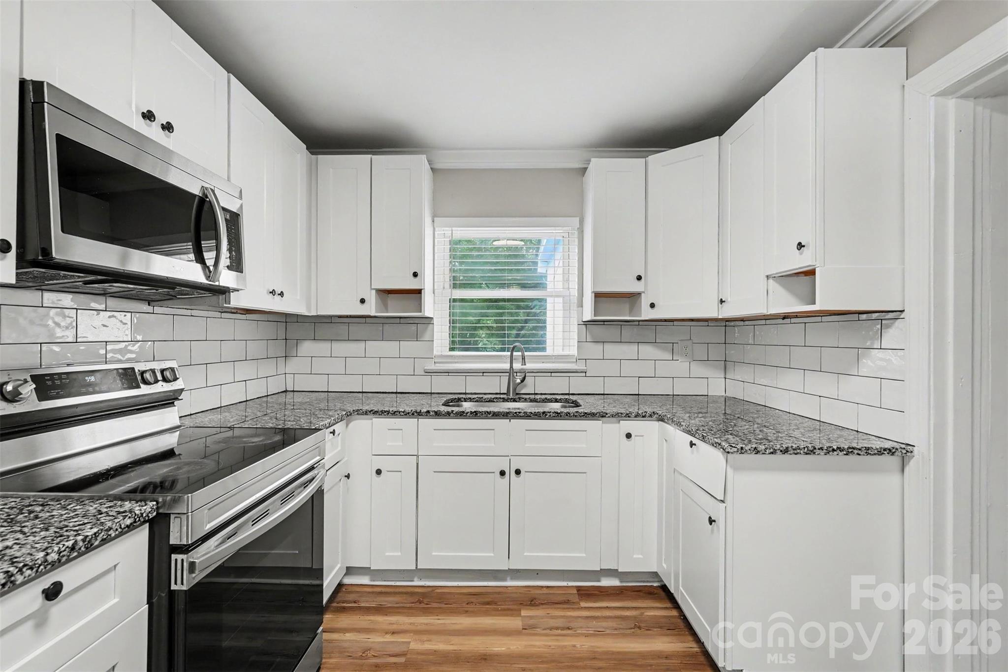 2728 Arnold Drive — Charlotte