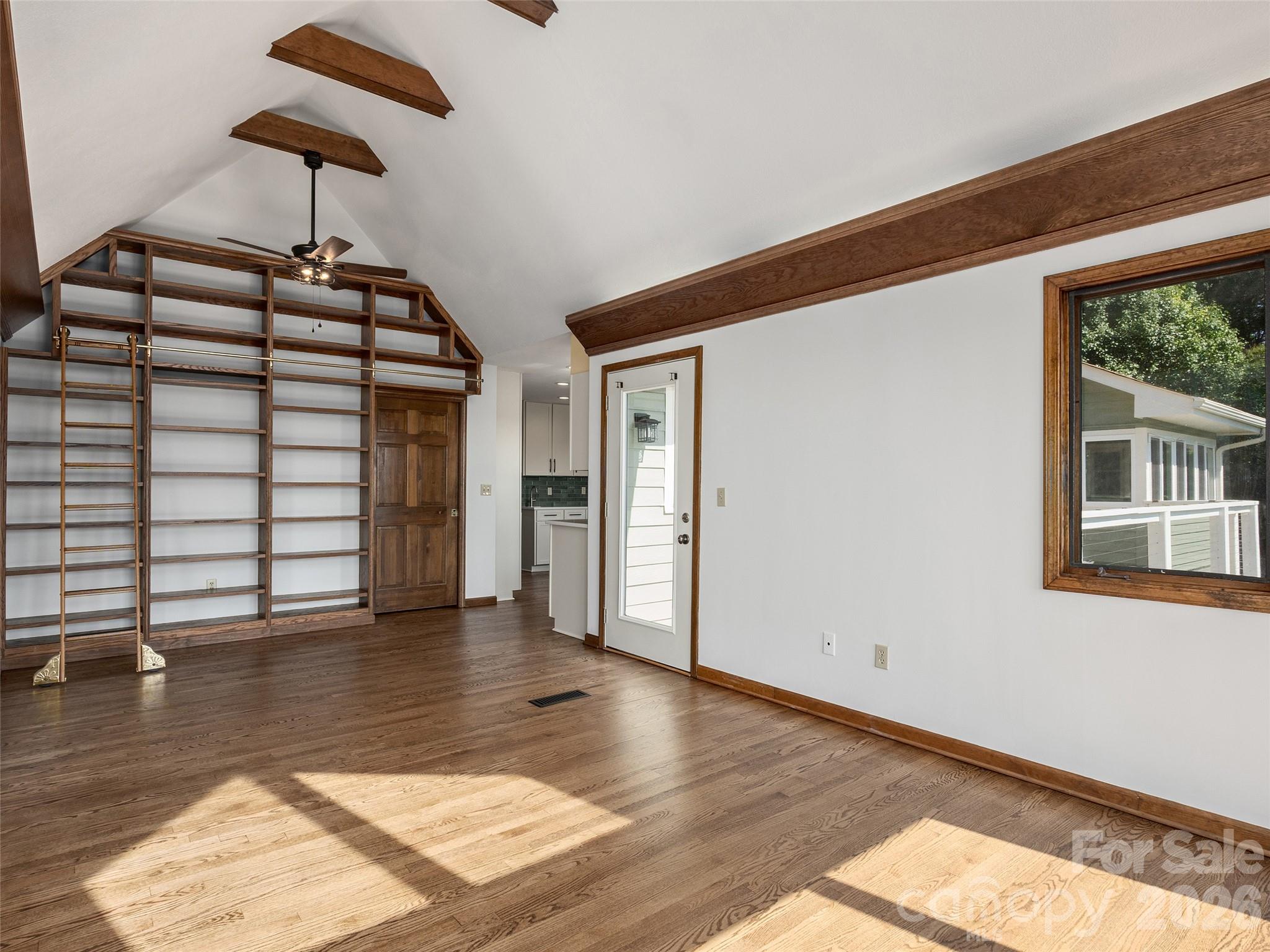 288 Roberts Drive — Laurel Park