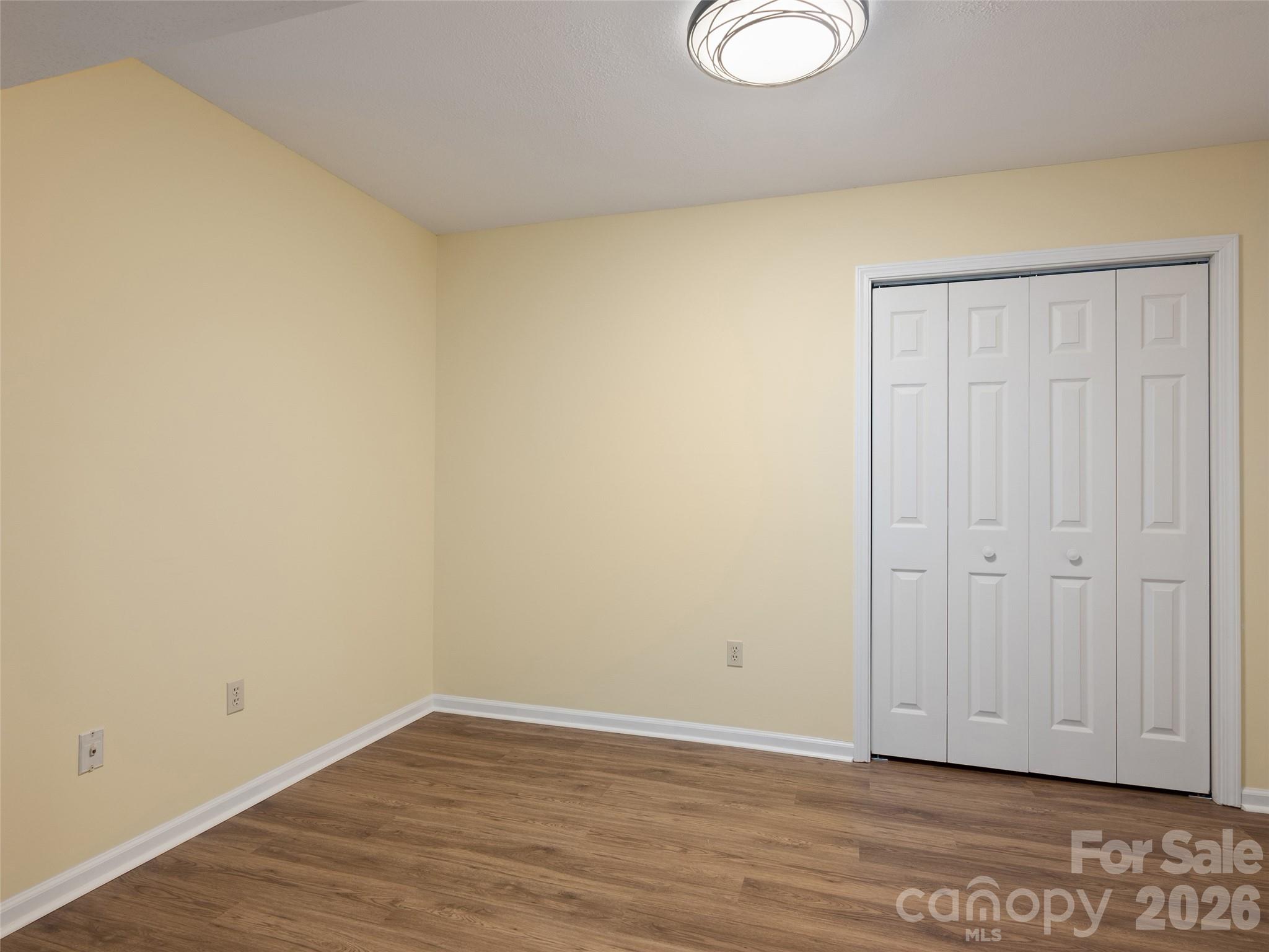 288 Roberts Drive — Laurel Park