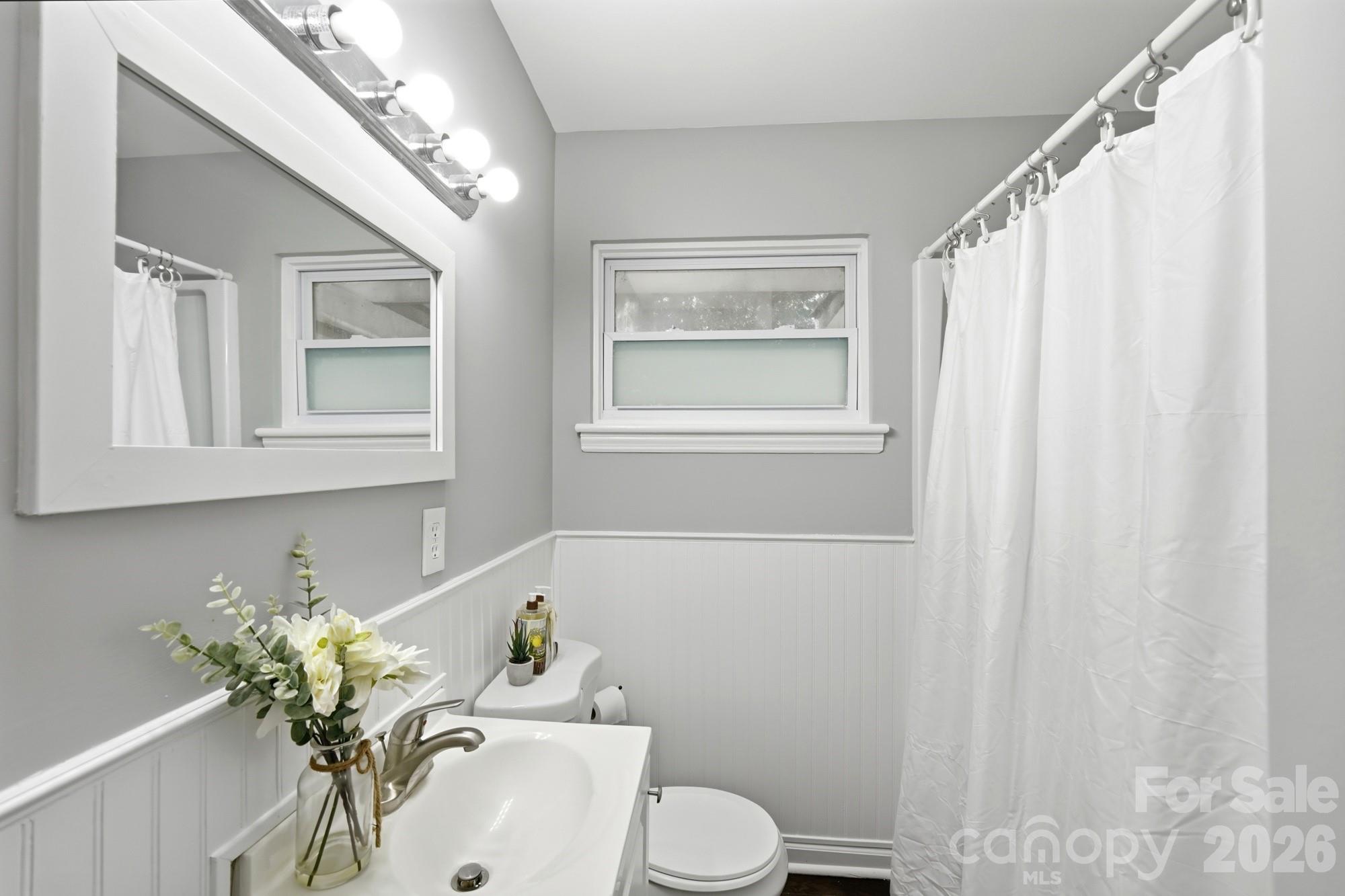 3300 Bonaire Drive — Charlotte