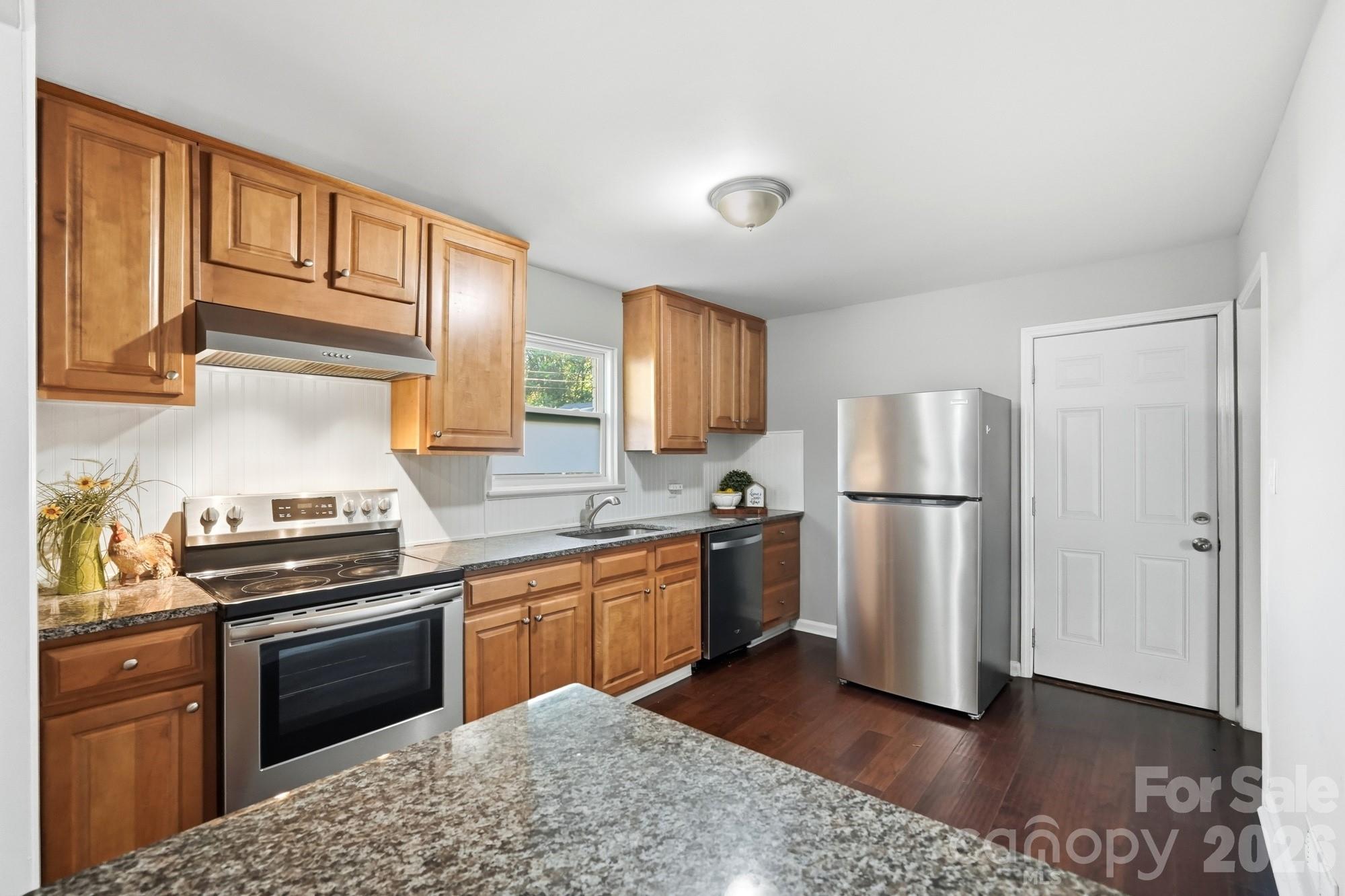 3300 Bonaire Drive — Charlotte