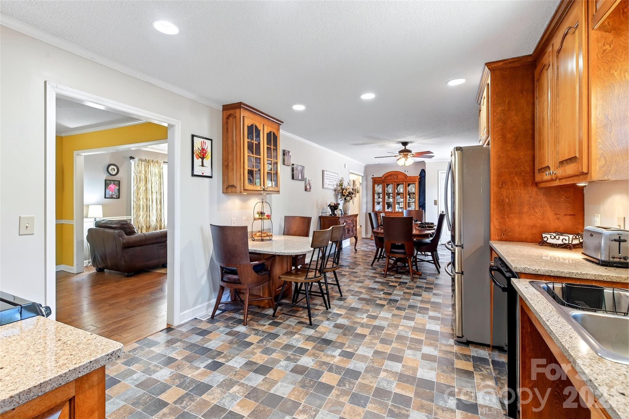 146 Cobblestone Drive — Marion