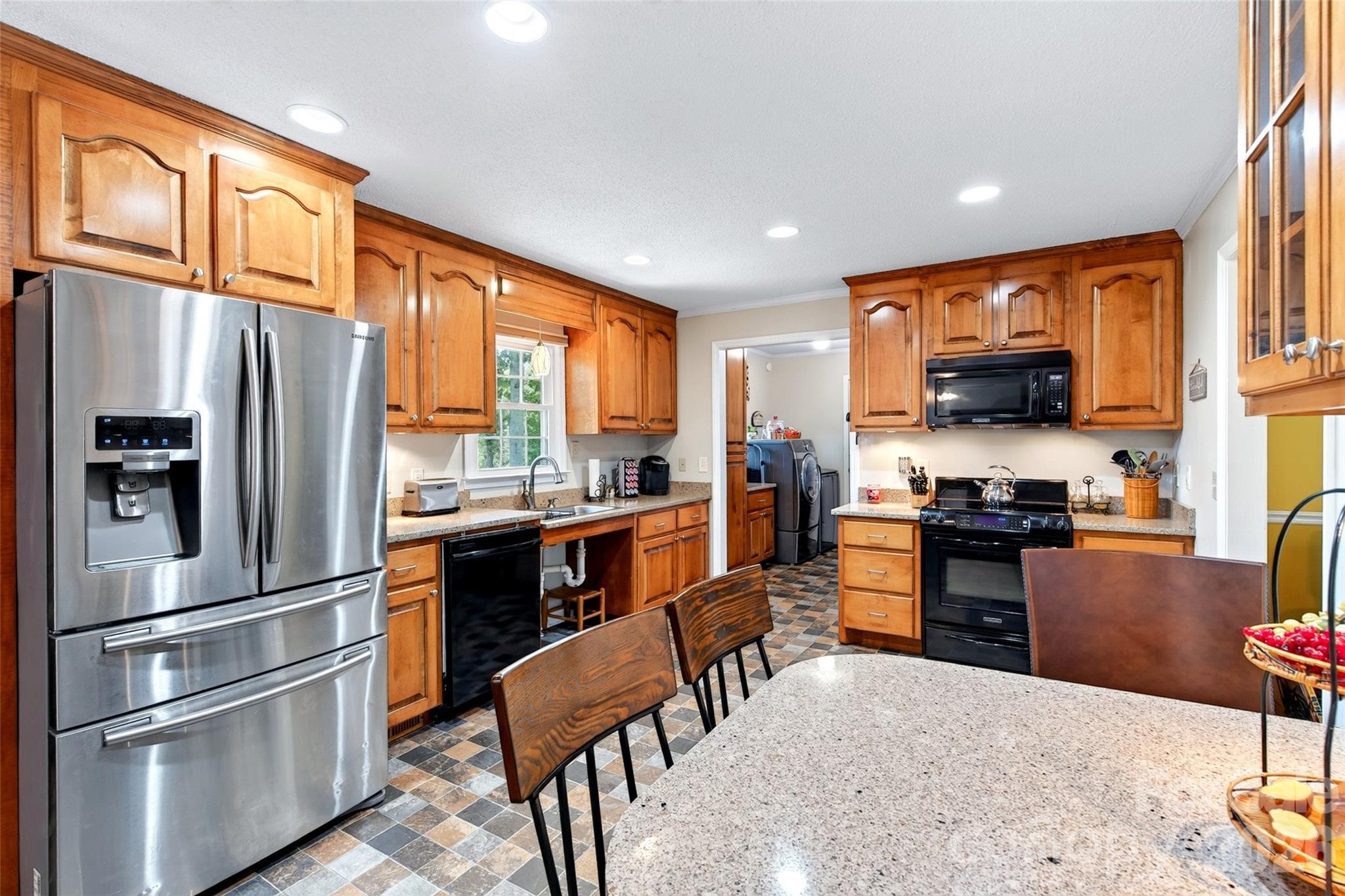 146 Cobblestone Drive — Marion