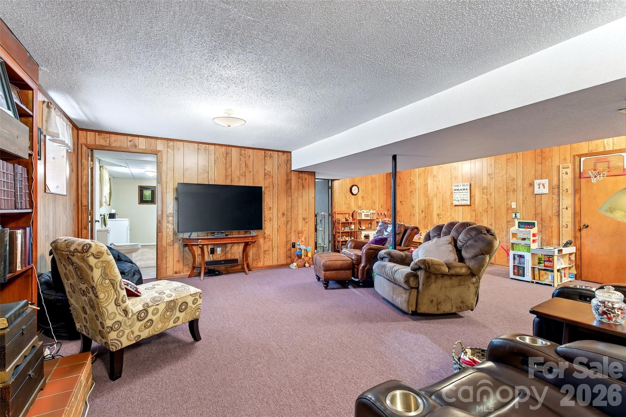 146 Cobblestone Drive — Marion