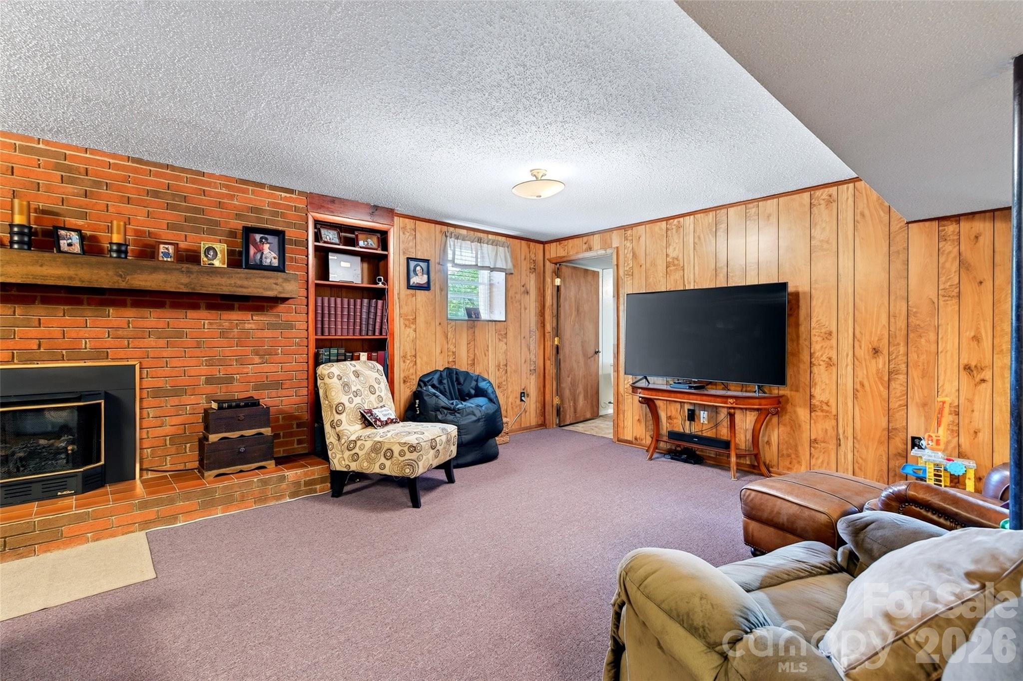 146 Cobblestone Drive — Marion