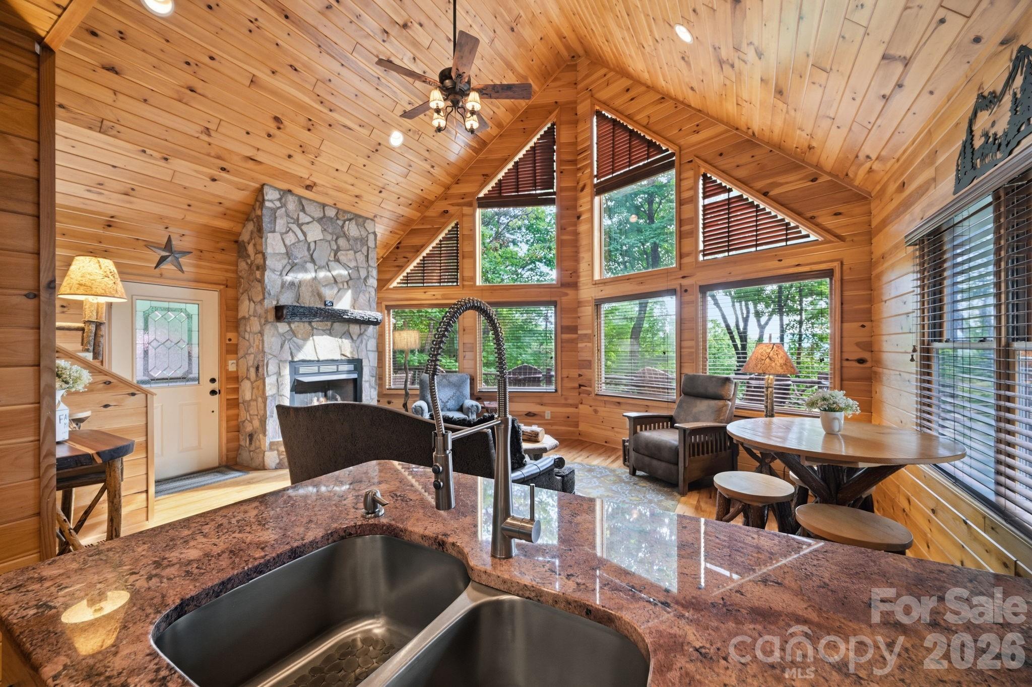 142 Fawn Lane — Purlear