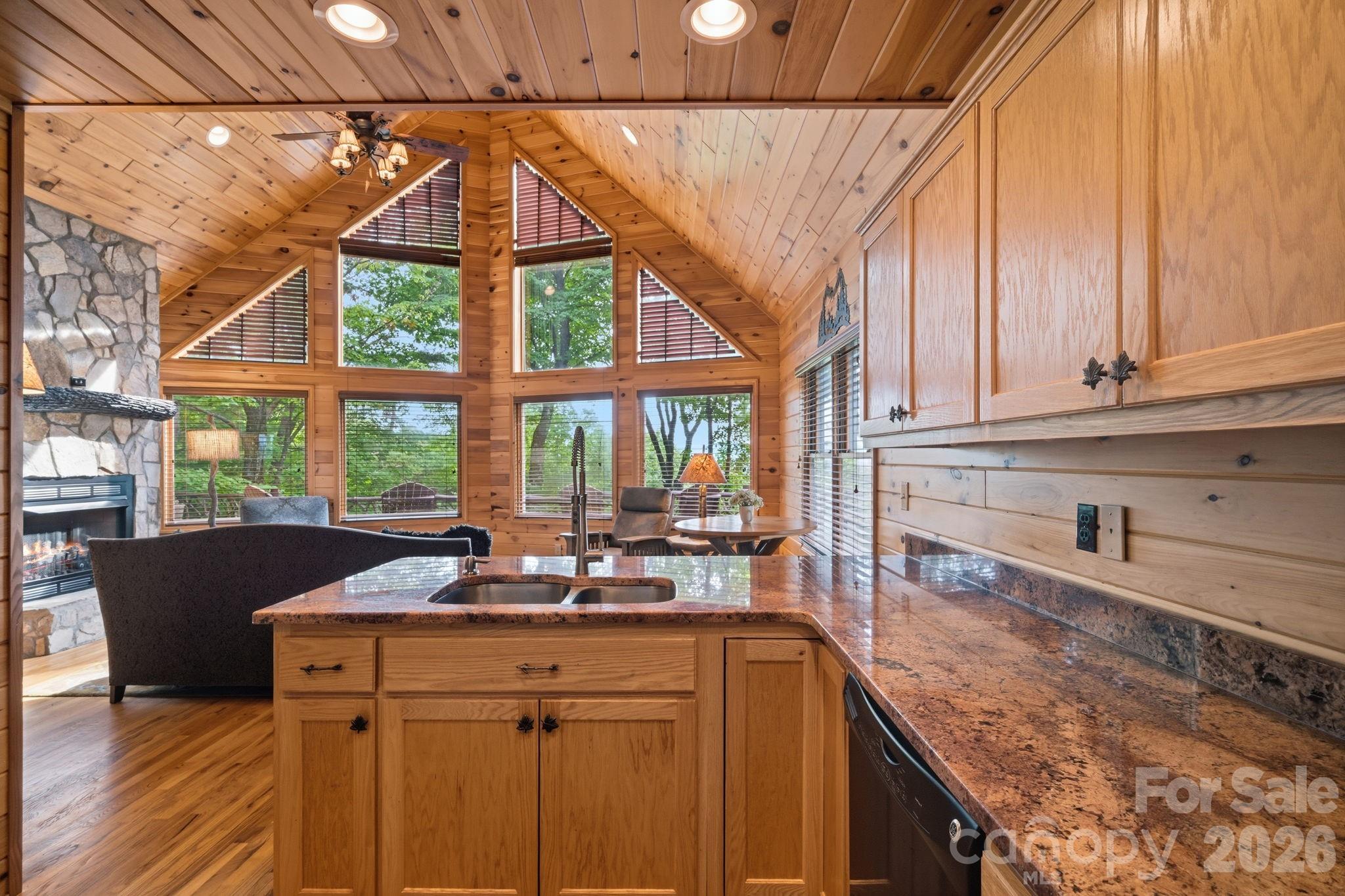 142 Fawn Lane — Purlear
