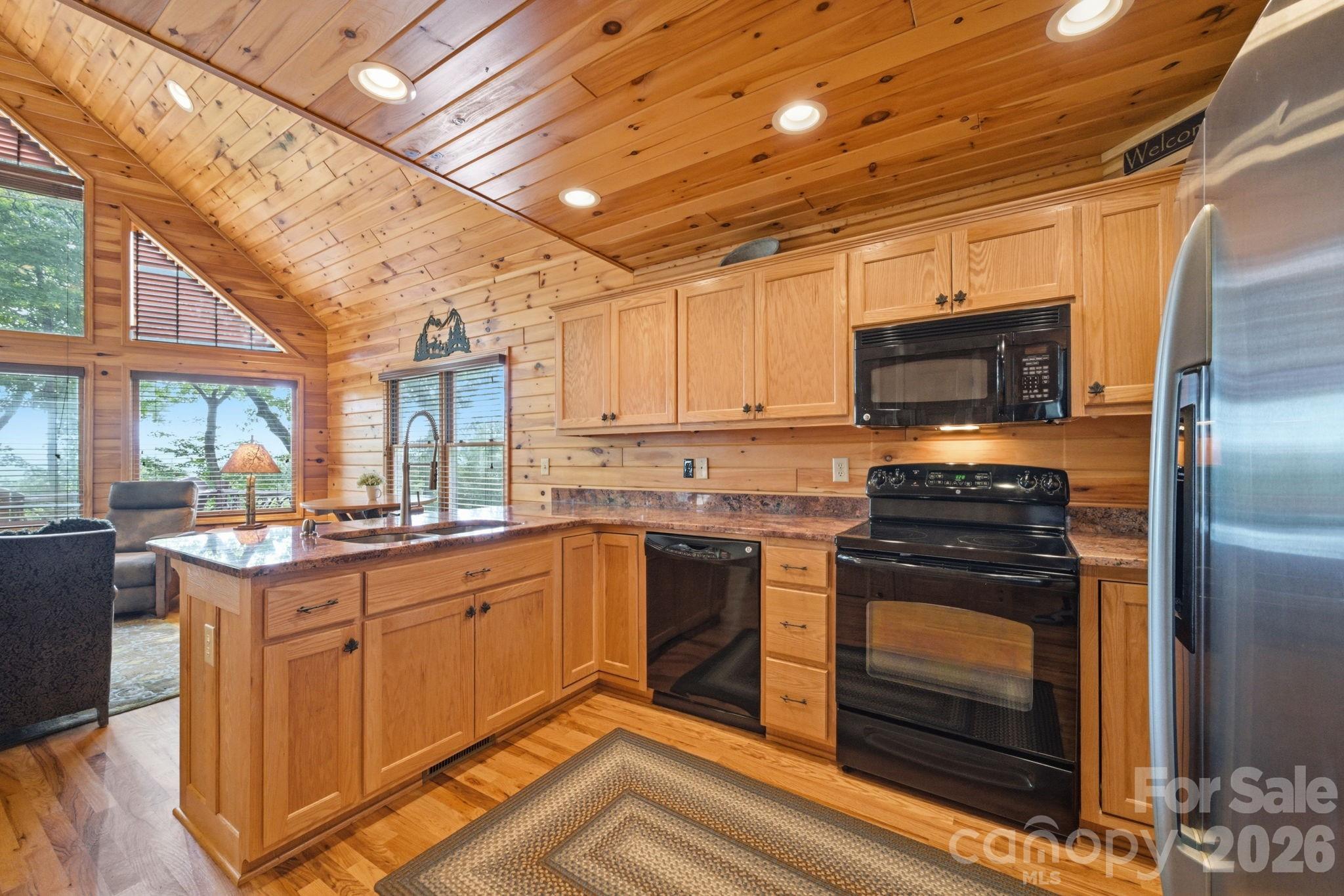 142 Fawn Lane — Purlear