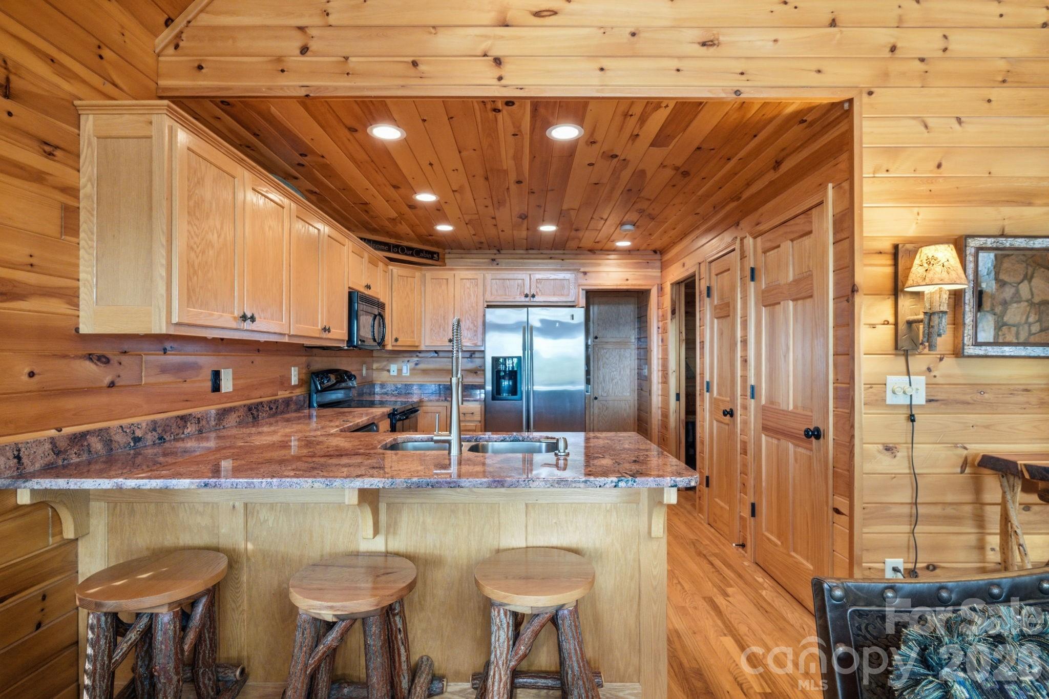 142 Fawn Lane — Purlear