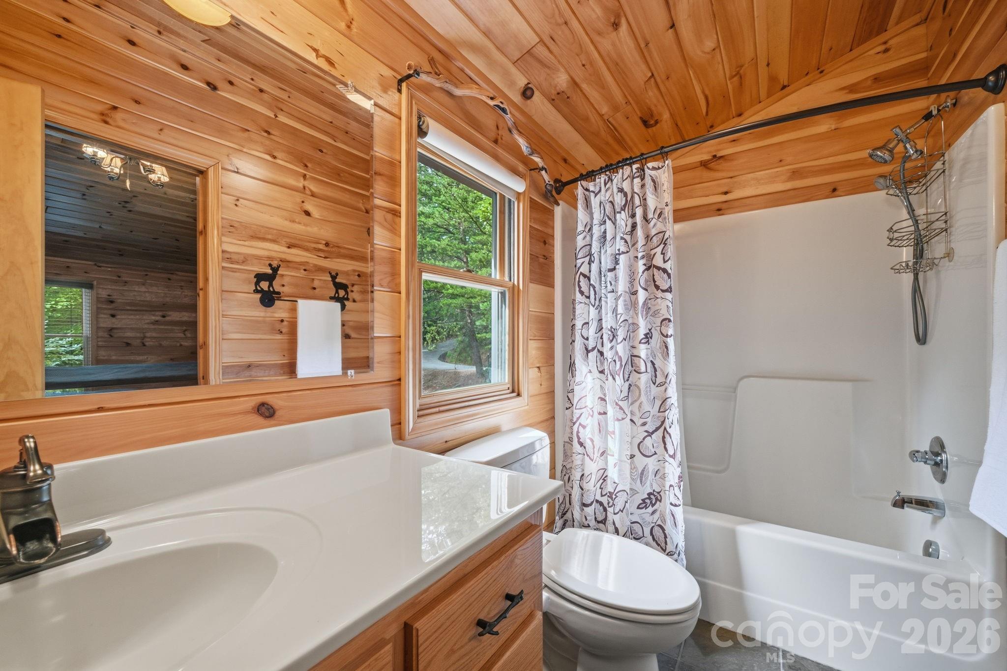142 Fawn Lane — Purlear