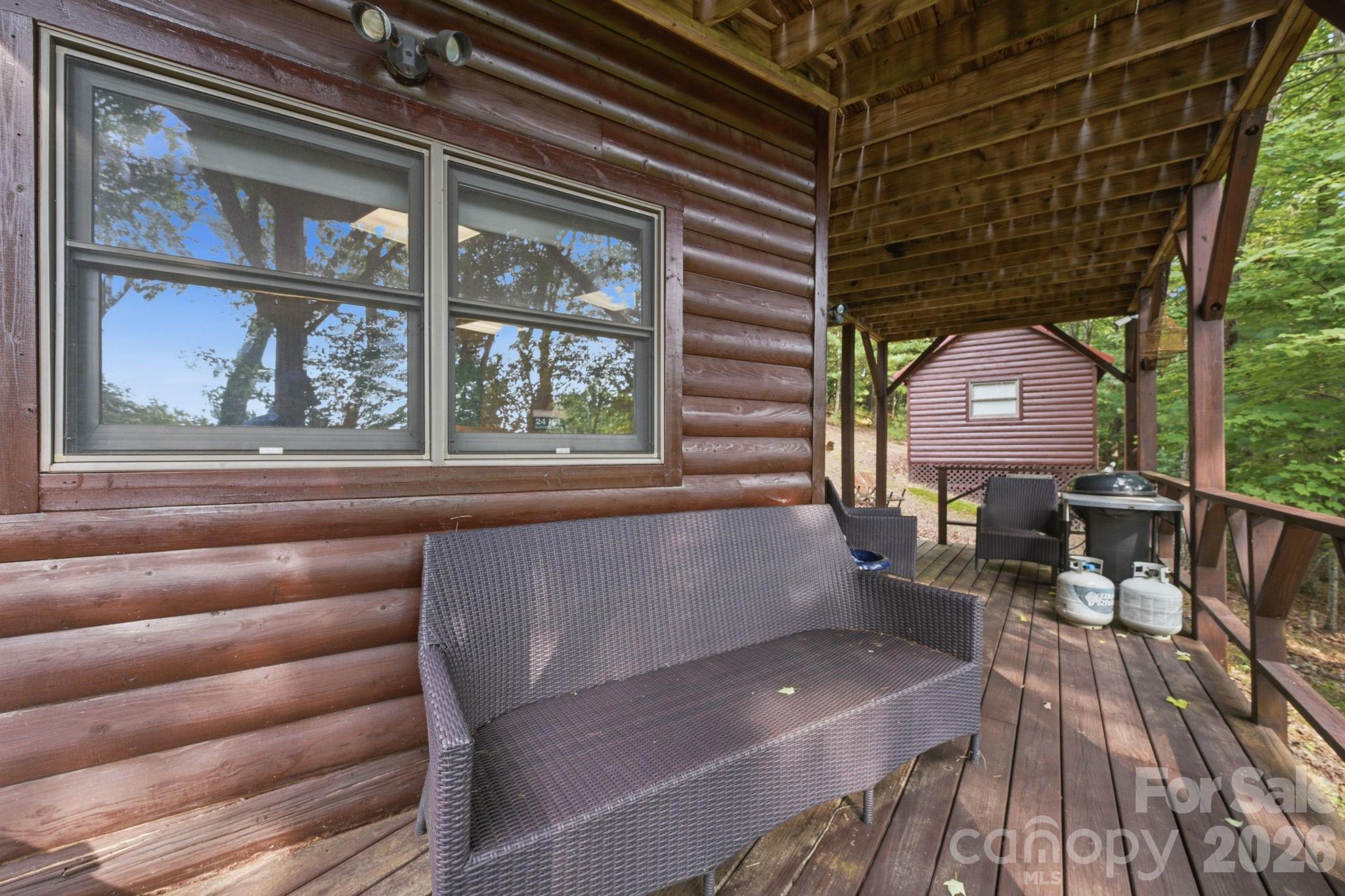 142 Fawn Lane — Purlear