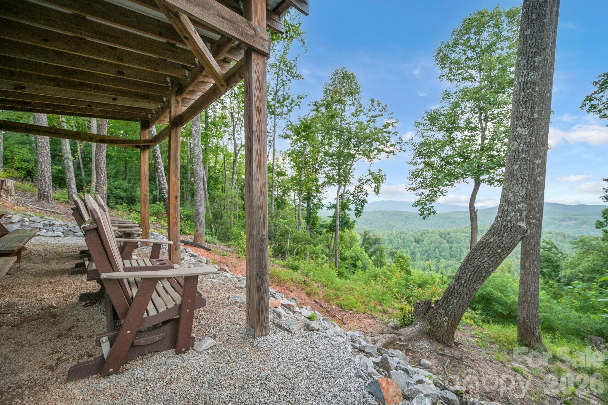 142 Fawn Lane — Purlear