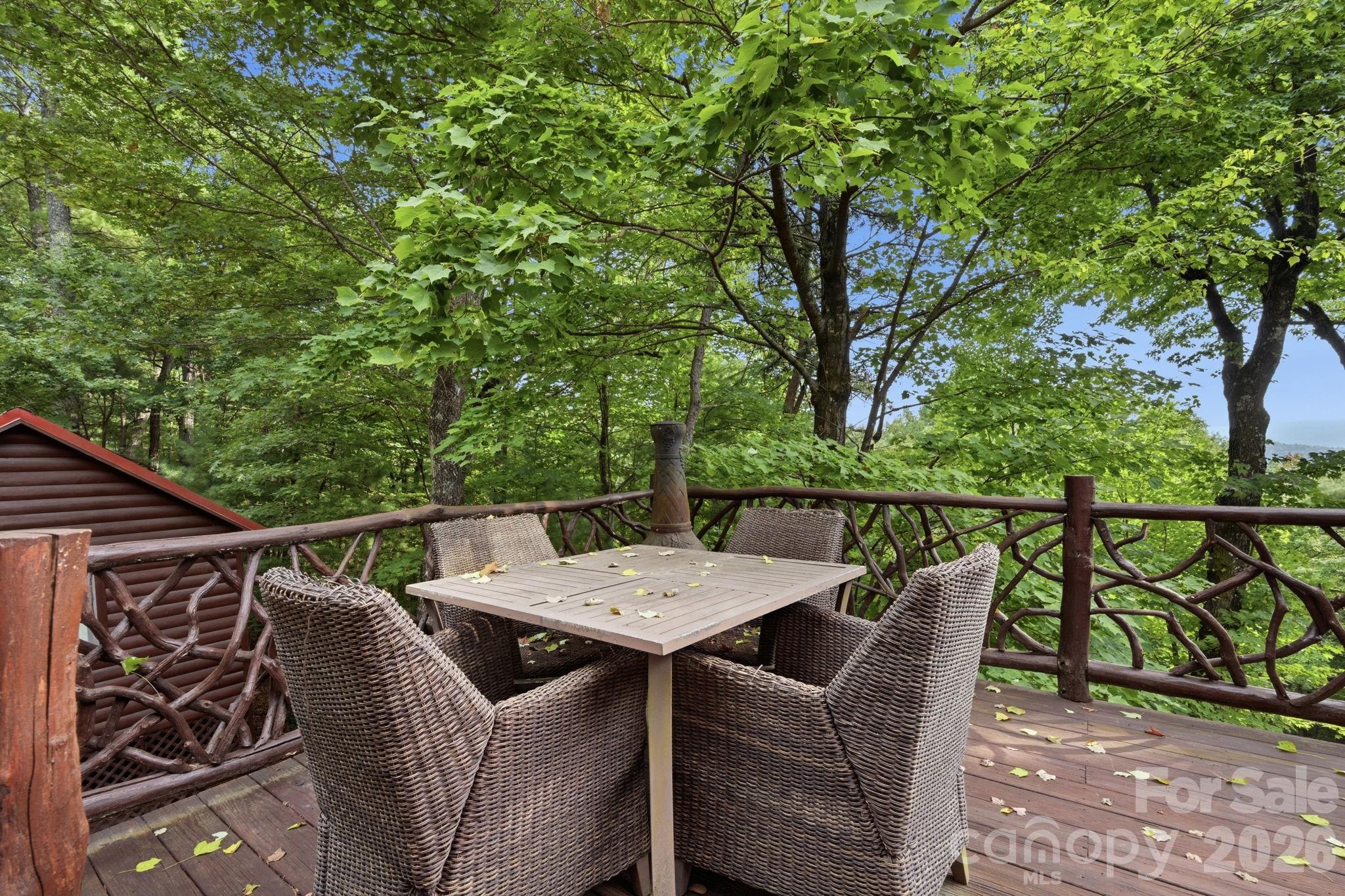 142 Fawn Lane — Purlear