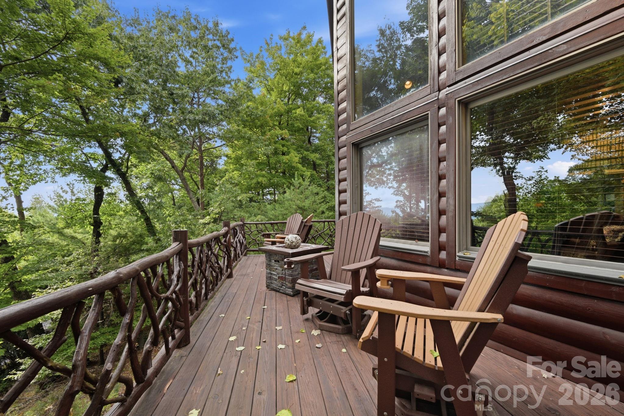 142 Fawn Lane — Purlear